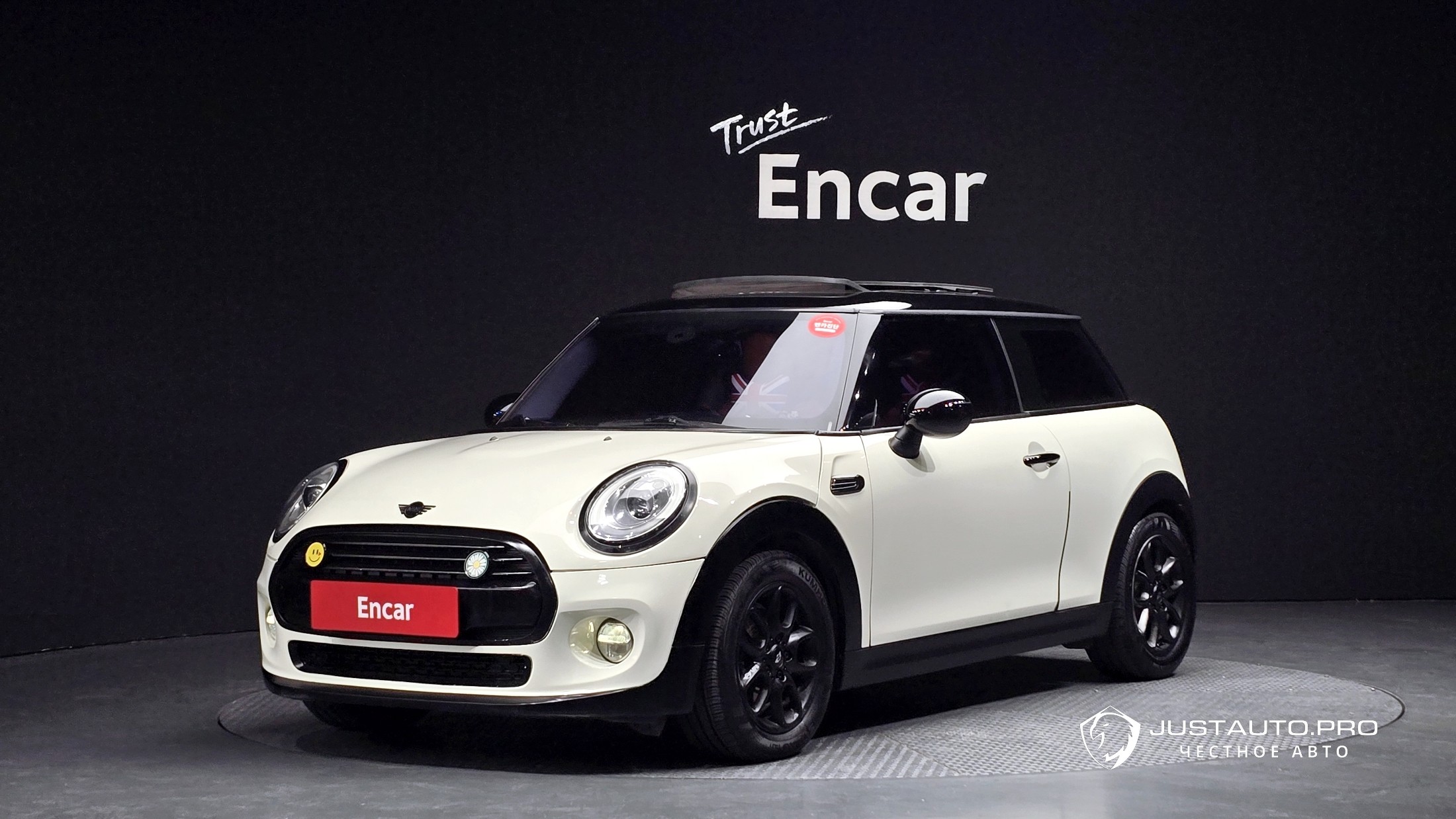 Автомобиль Mini Cooper