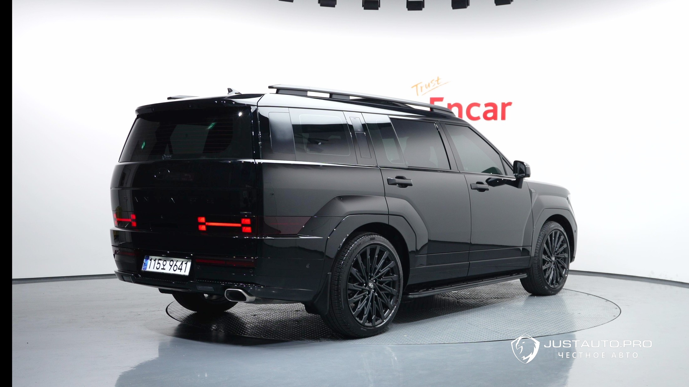 Автомобиль Hyundai Santafe