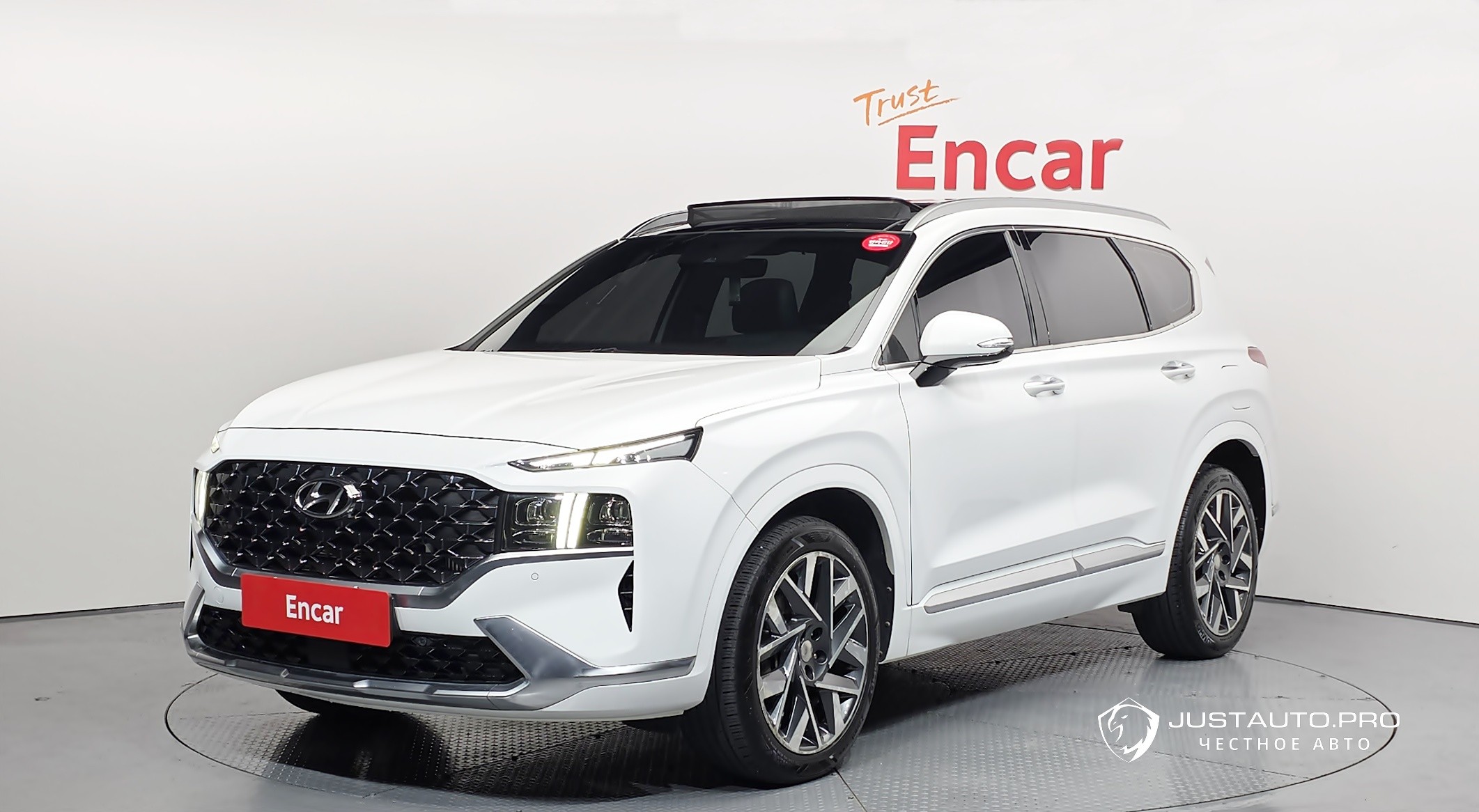 Автомобиль Hyundai Santafe