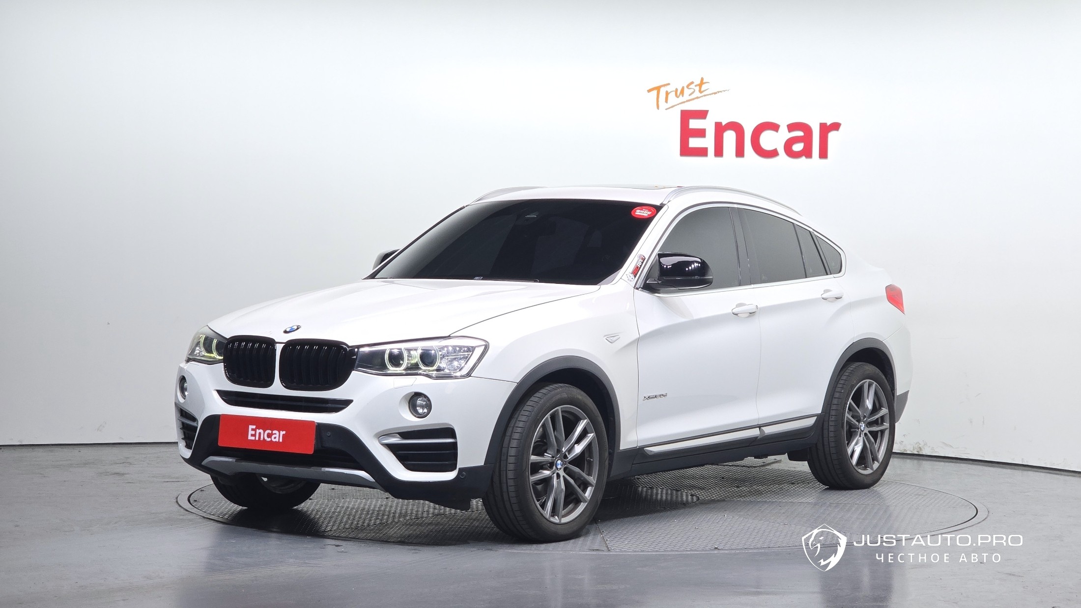 Автомобиль BMW X4