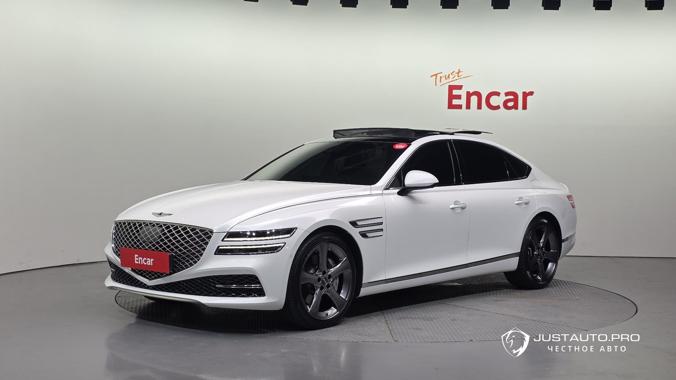 Автомобиль Genesis G80