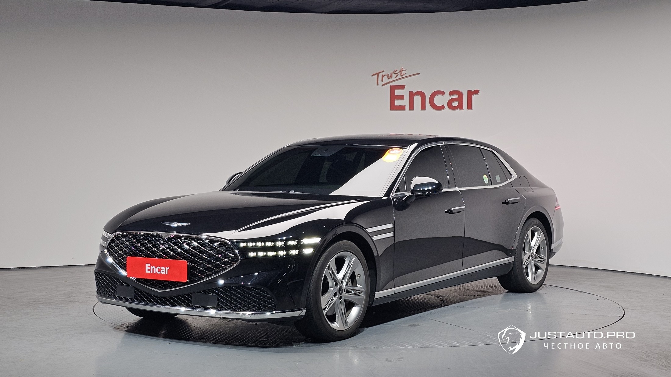 Автомобиль Genesis G90