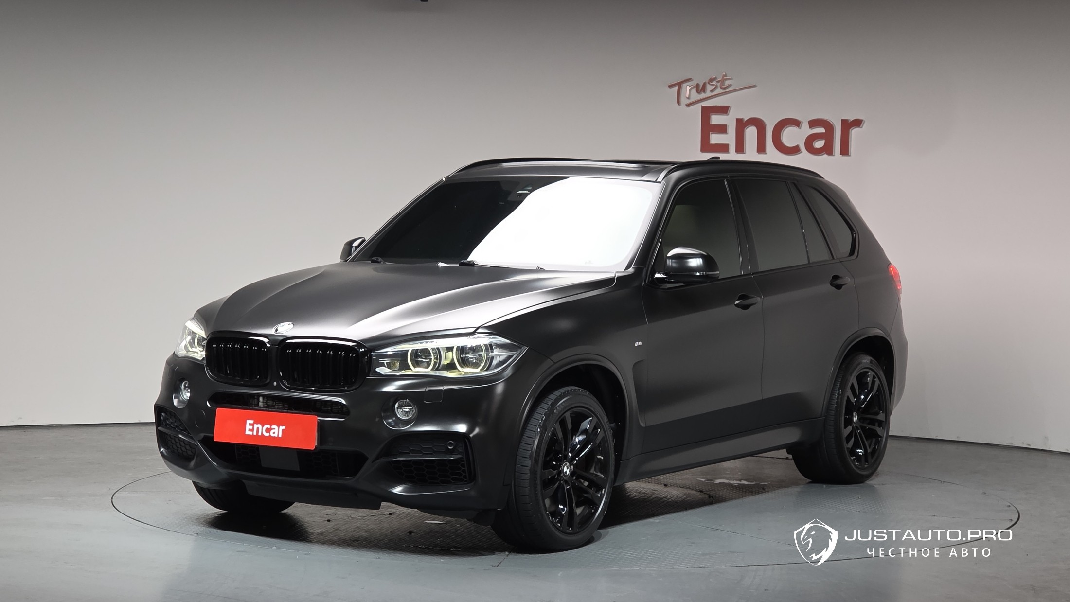 Автомобиль BMW X5
