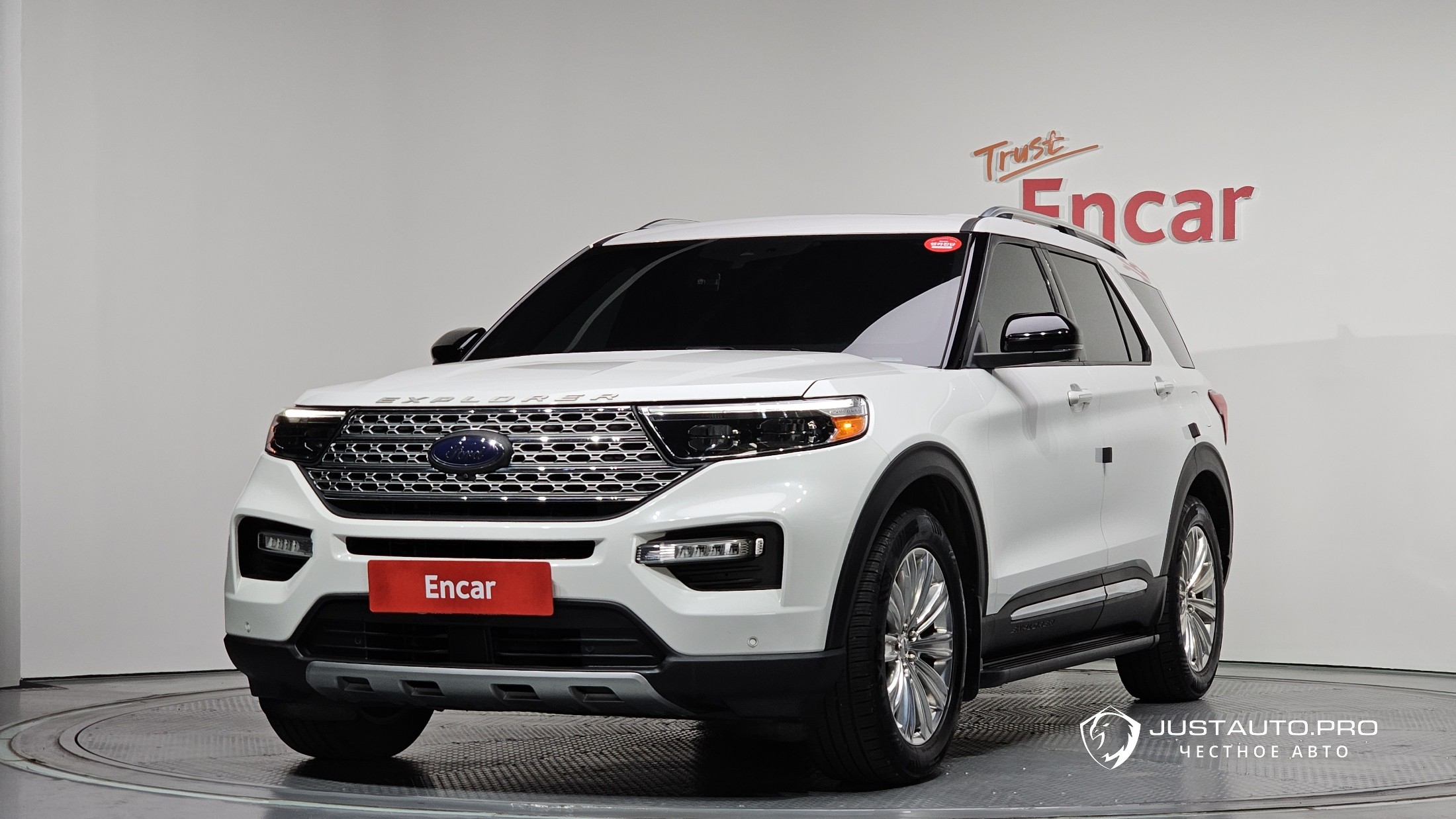 Автомобиль Ford Explorer