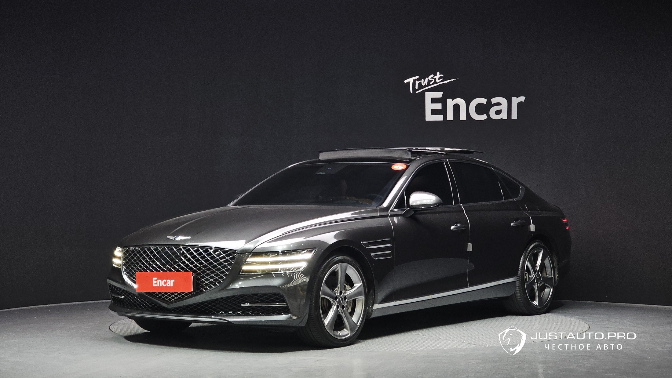 Автомобиль Genesis G80