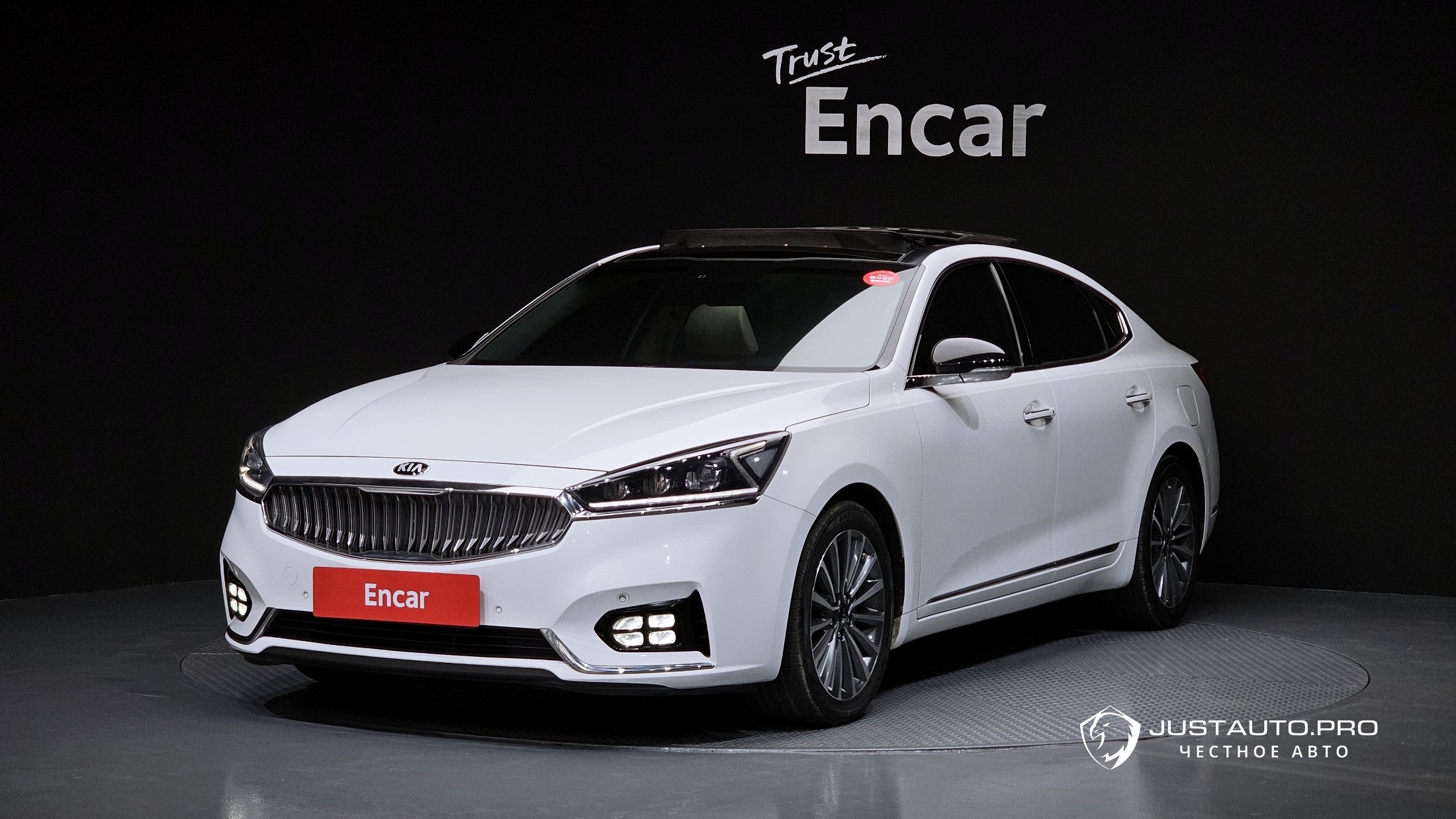 Автомобиль Kia K7