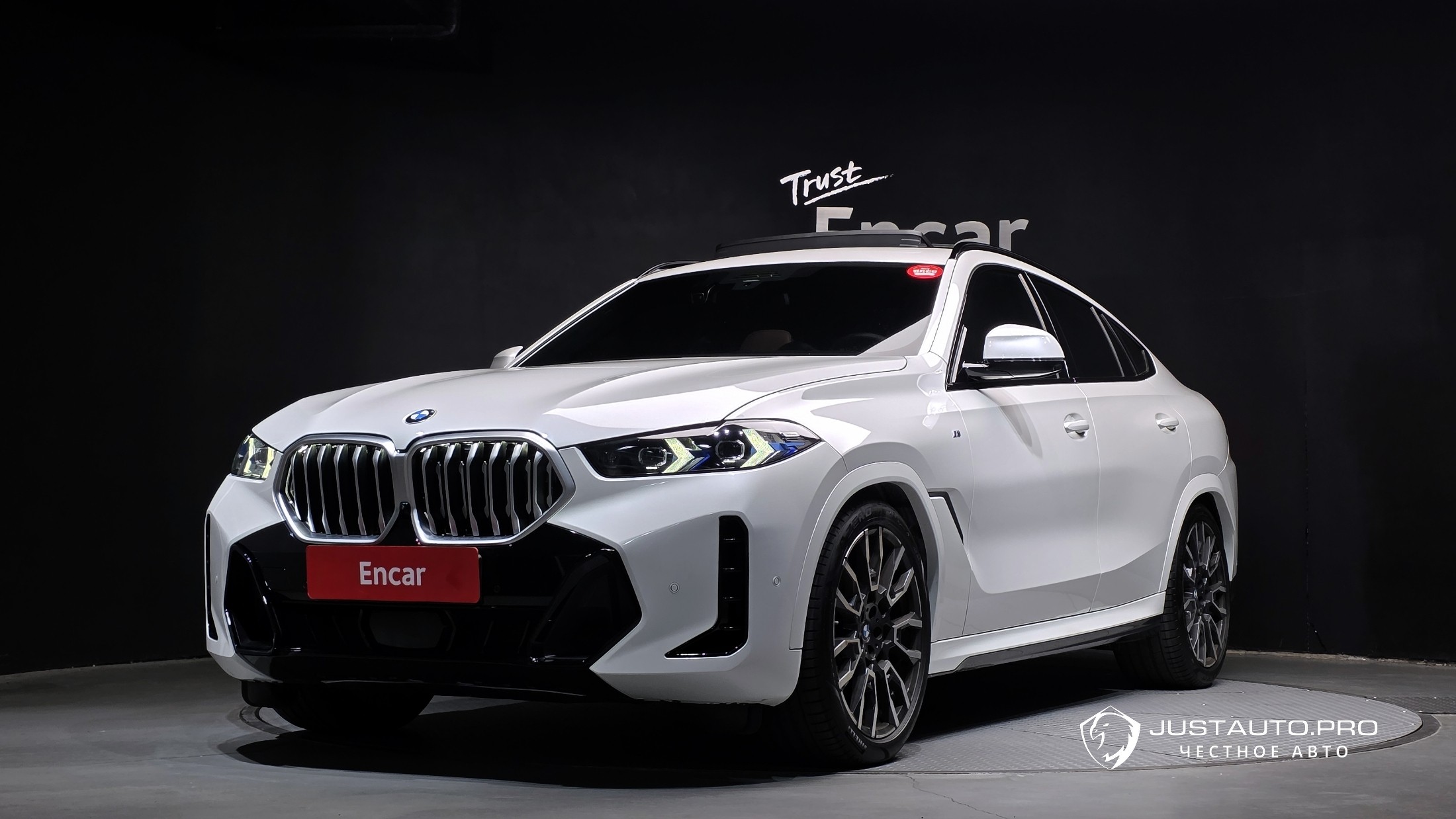 Автомобиль BMW X6