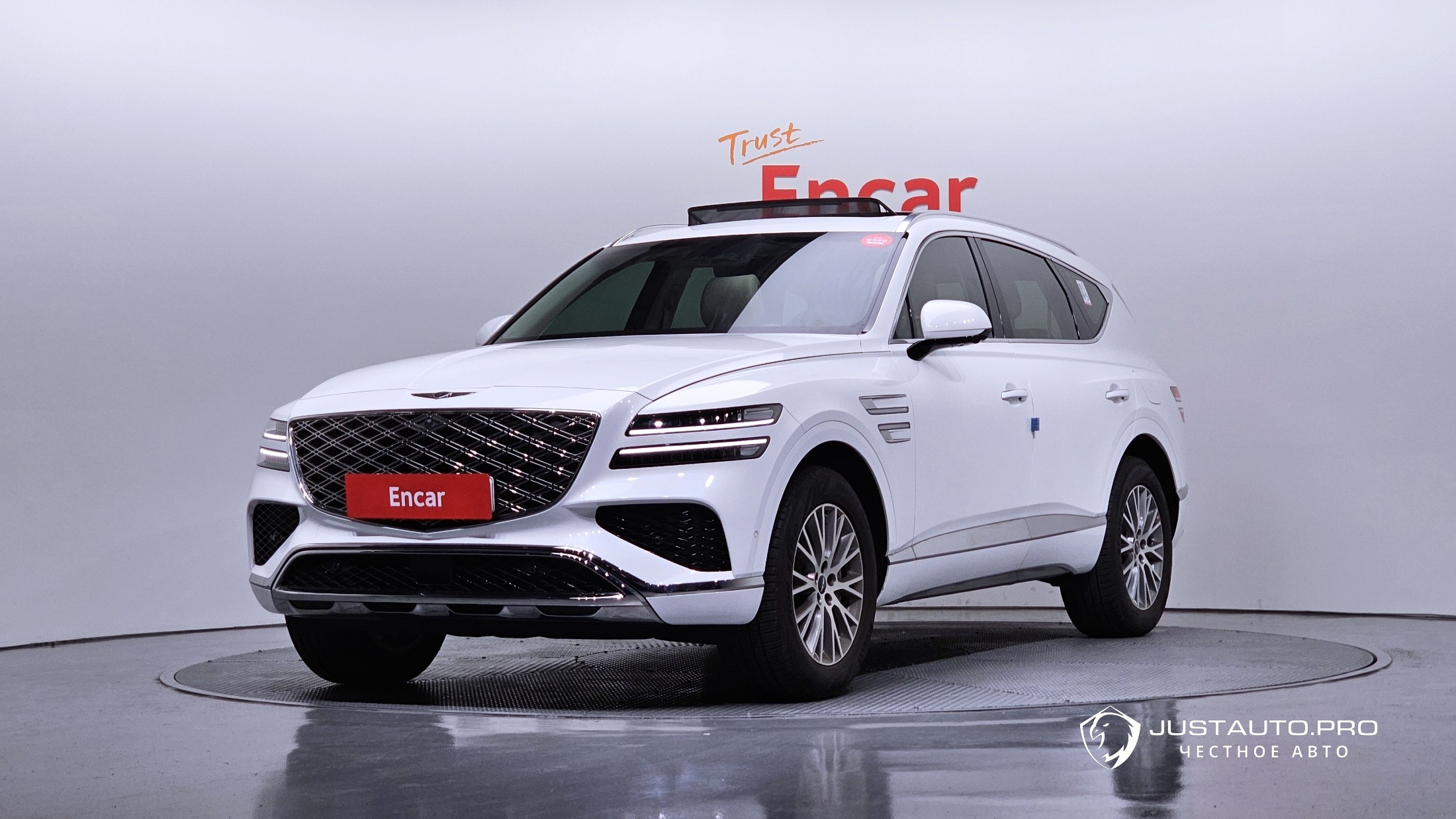 Автомобиль Genesis GV80