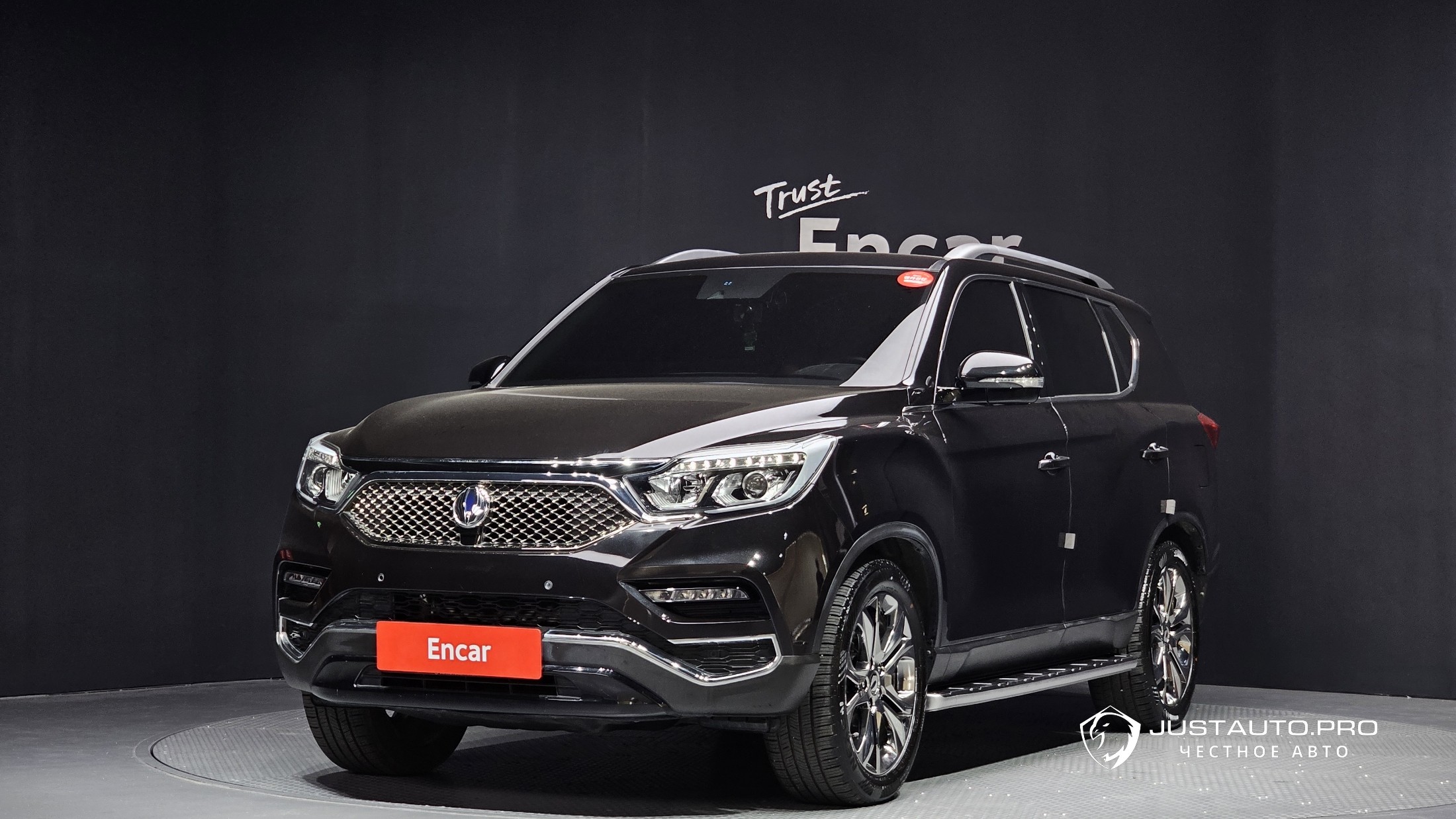 Автомобиль KG_Mobility_Ssangyong Rexton