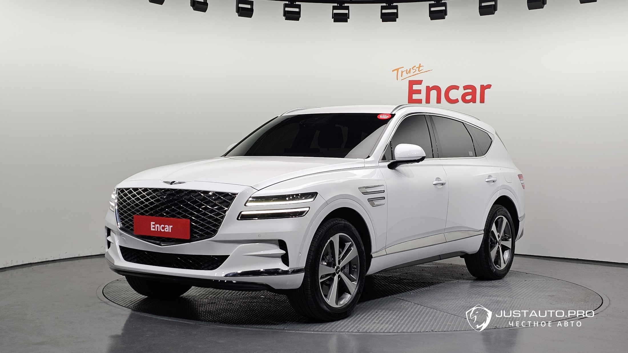 Автомобиль Genesis GV80