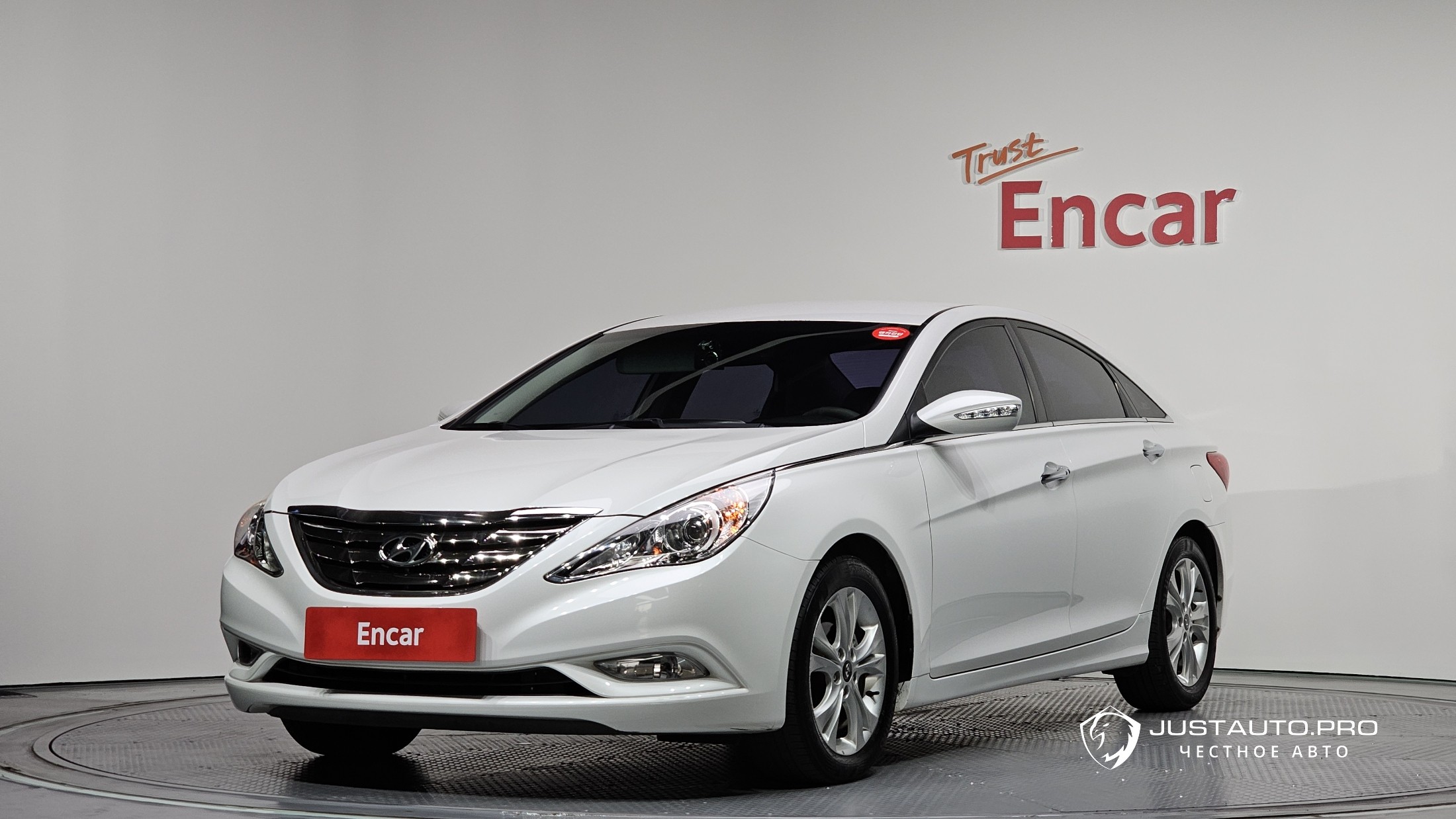 Автомобиль Hyundai Sonata