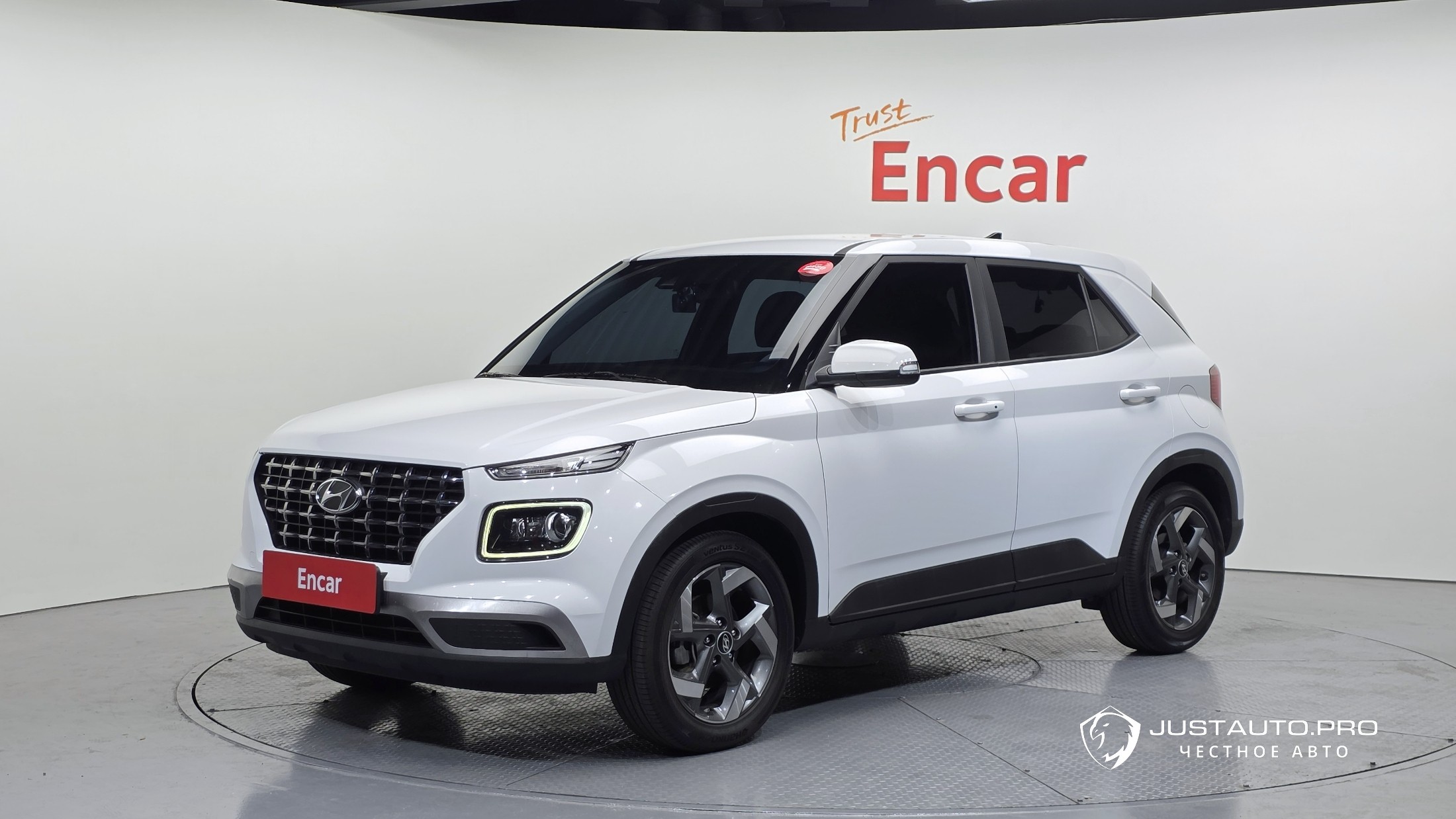 Автомобиль Hyundai Venue