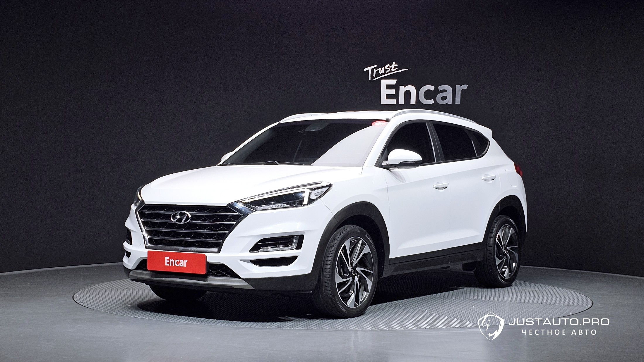 Автомобиль Hyundai Tucson