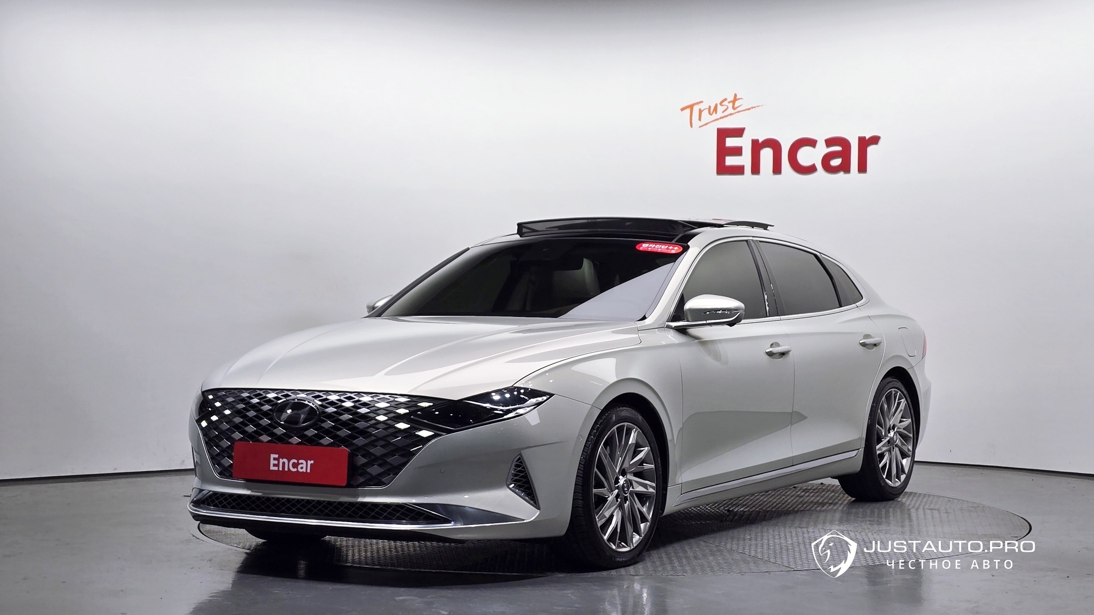 Автомобиль Hyundai Grandeur
