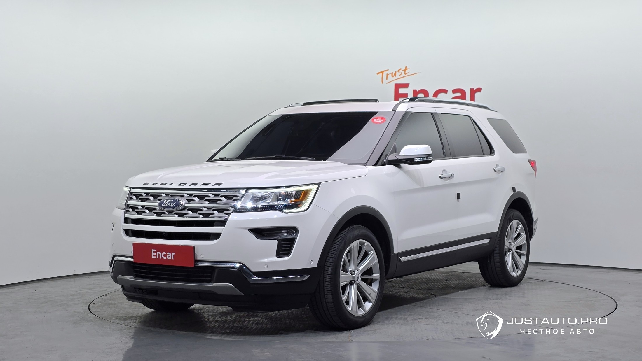 Автомобиль Ford Explorer