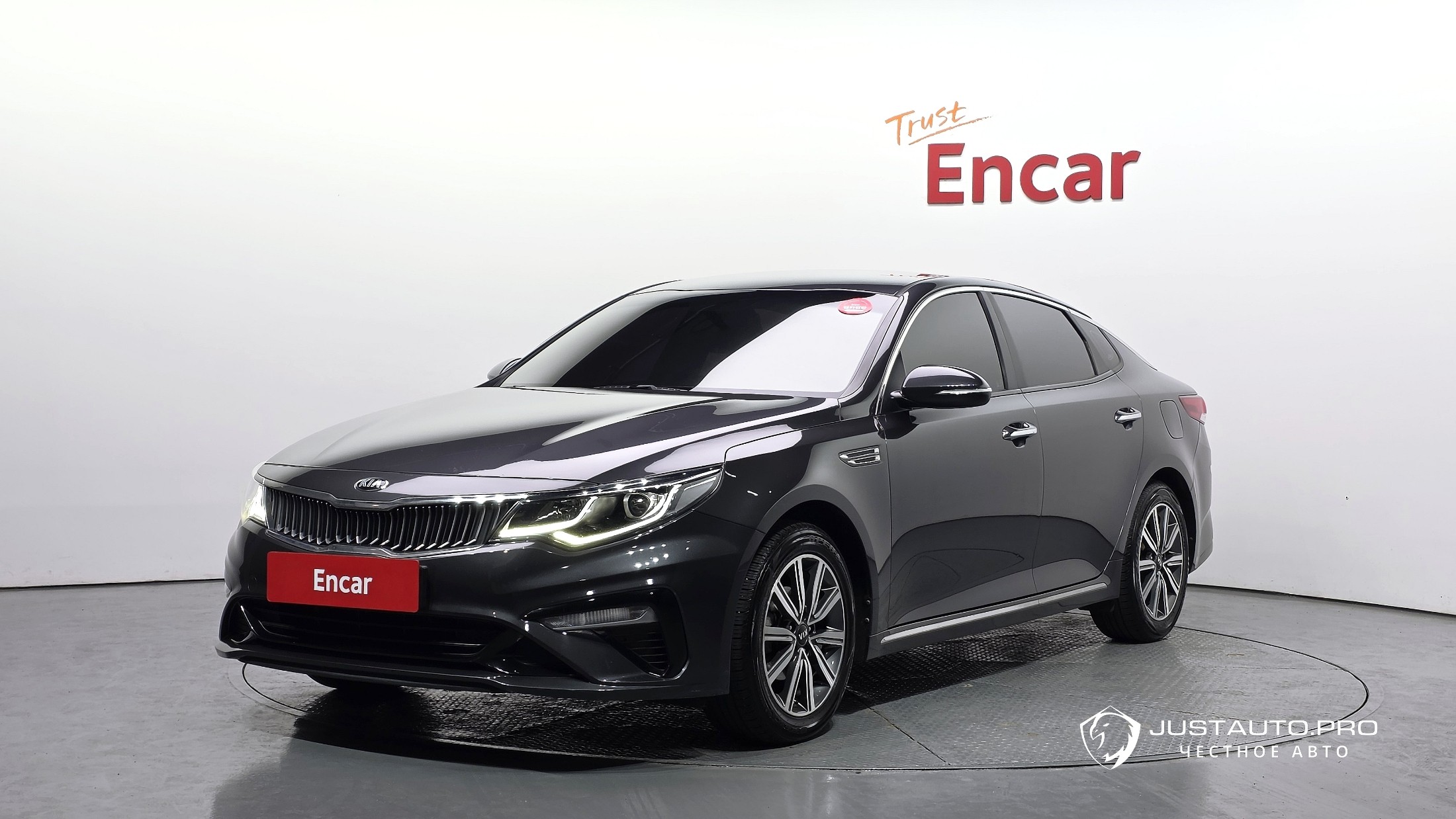 Автомобиль Kia K5