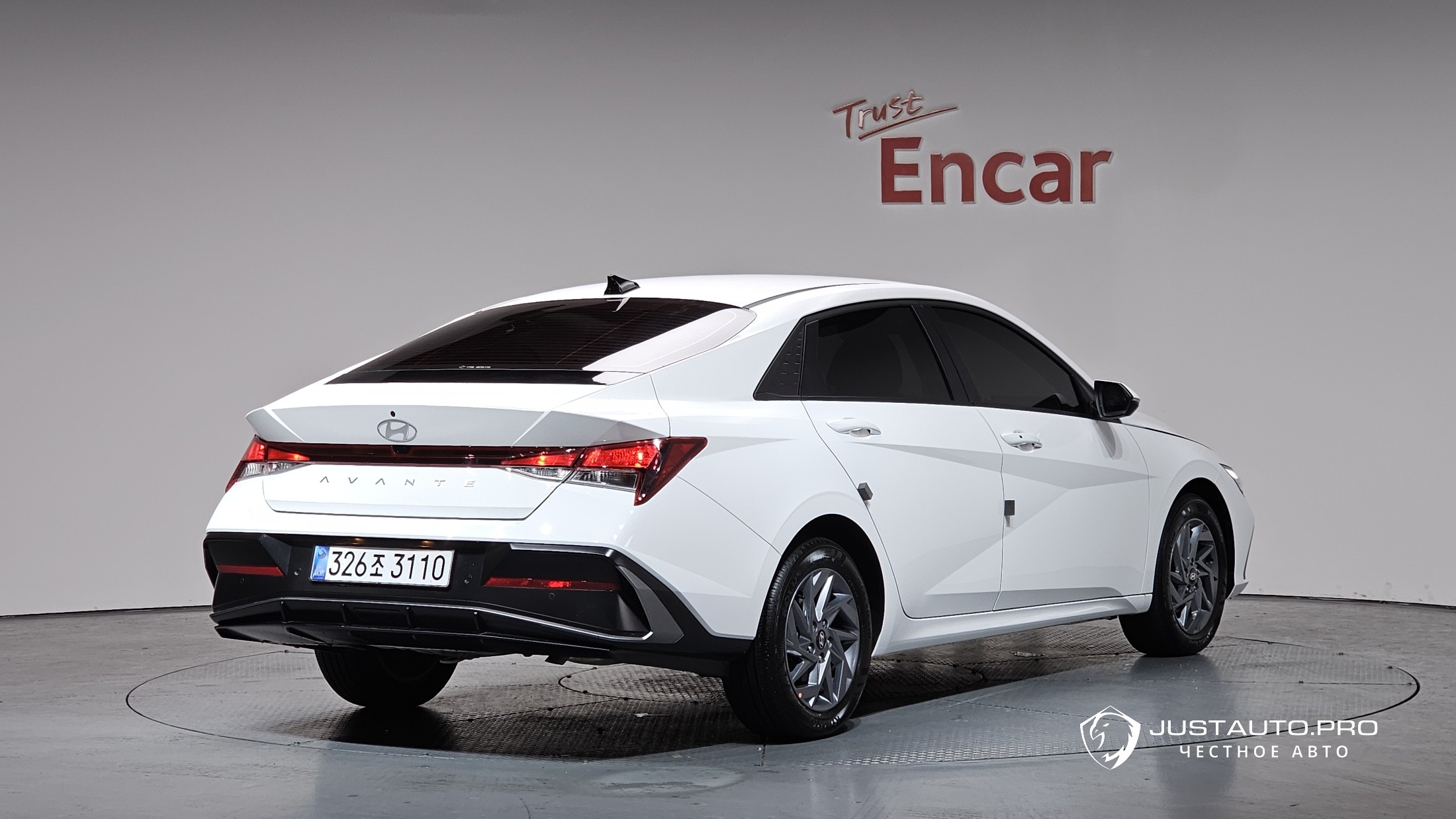 Автомобиль Hyundai AVANTE