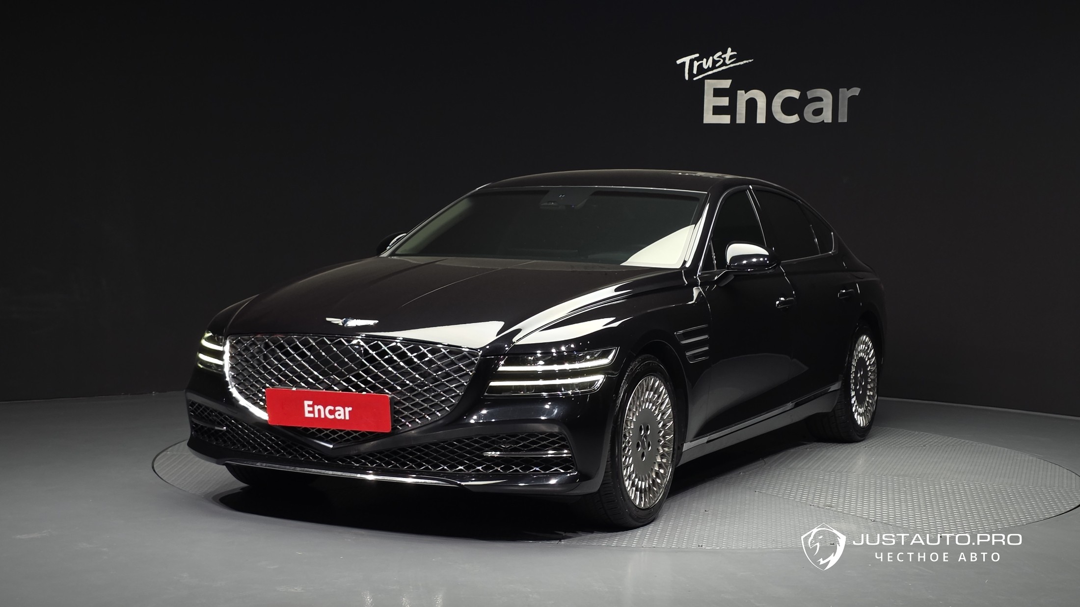 Автомобиль Genesis G80