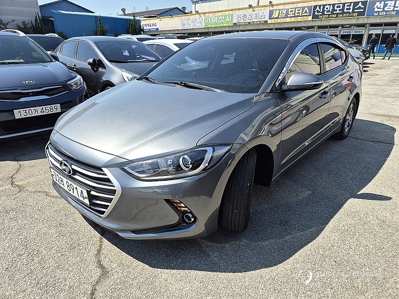 Автомобиль Hyundai AVANTE