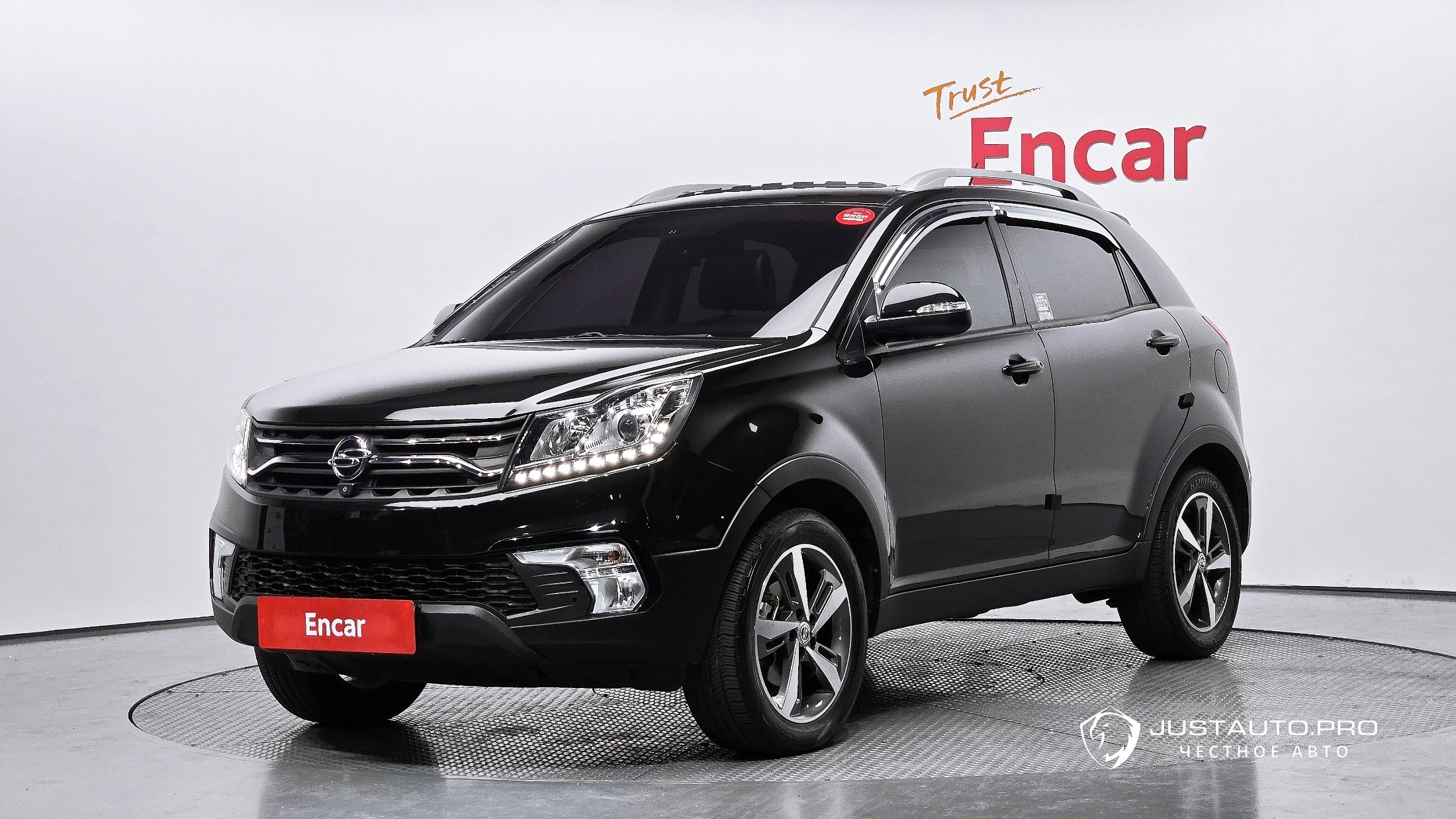 Автомобиль KG_Mobility_Ssangyong KORANDO
