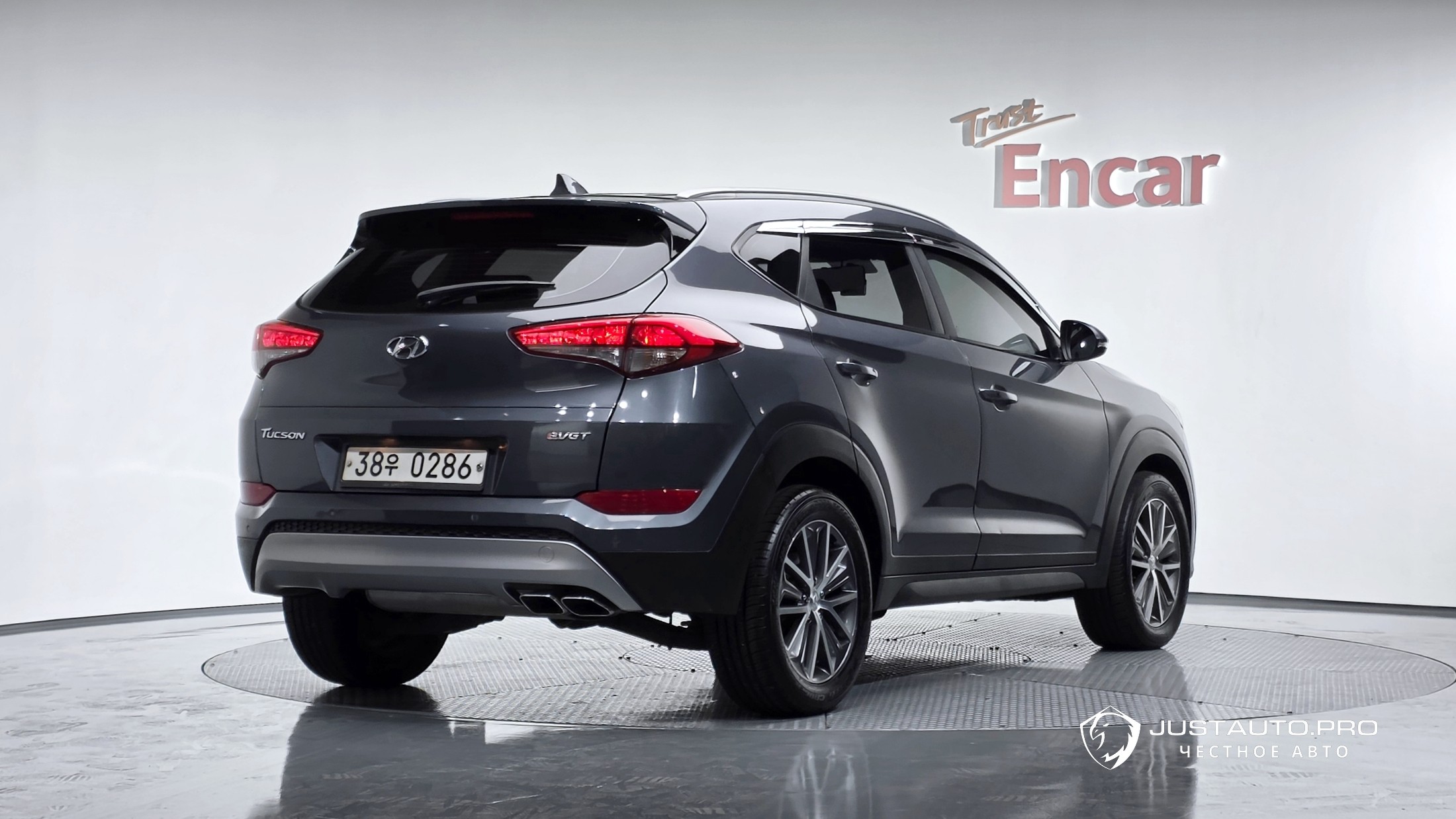 Автомобиль Hyundai Tucson