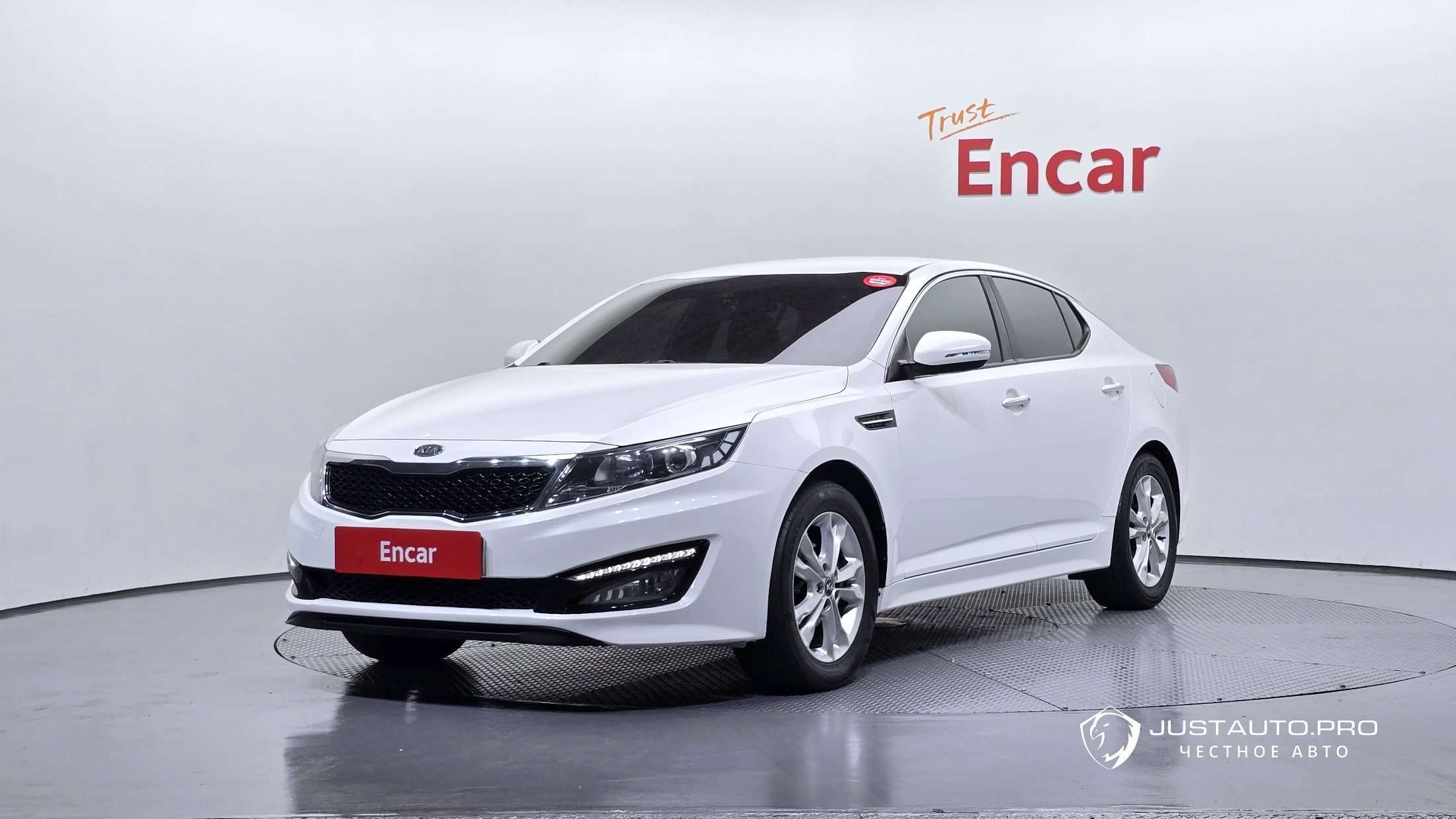 Автомобиль Kia K5