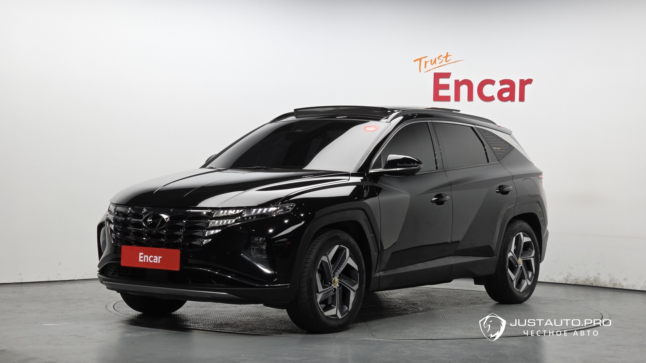 Автомобиль Hyundai Tucson