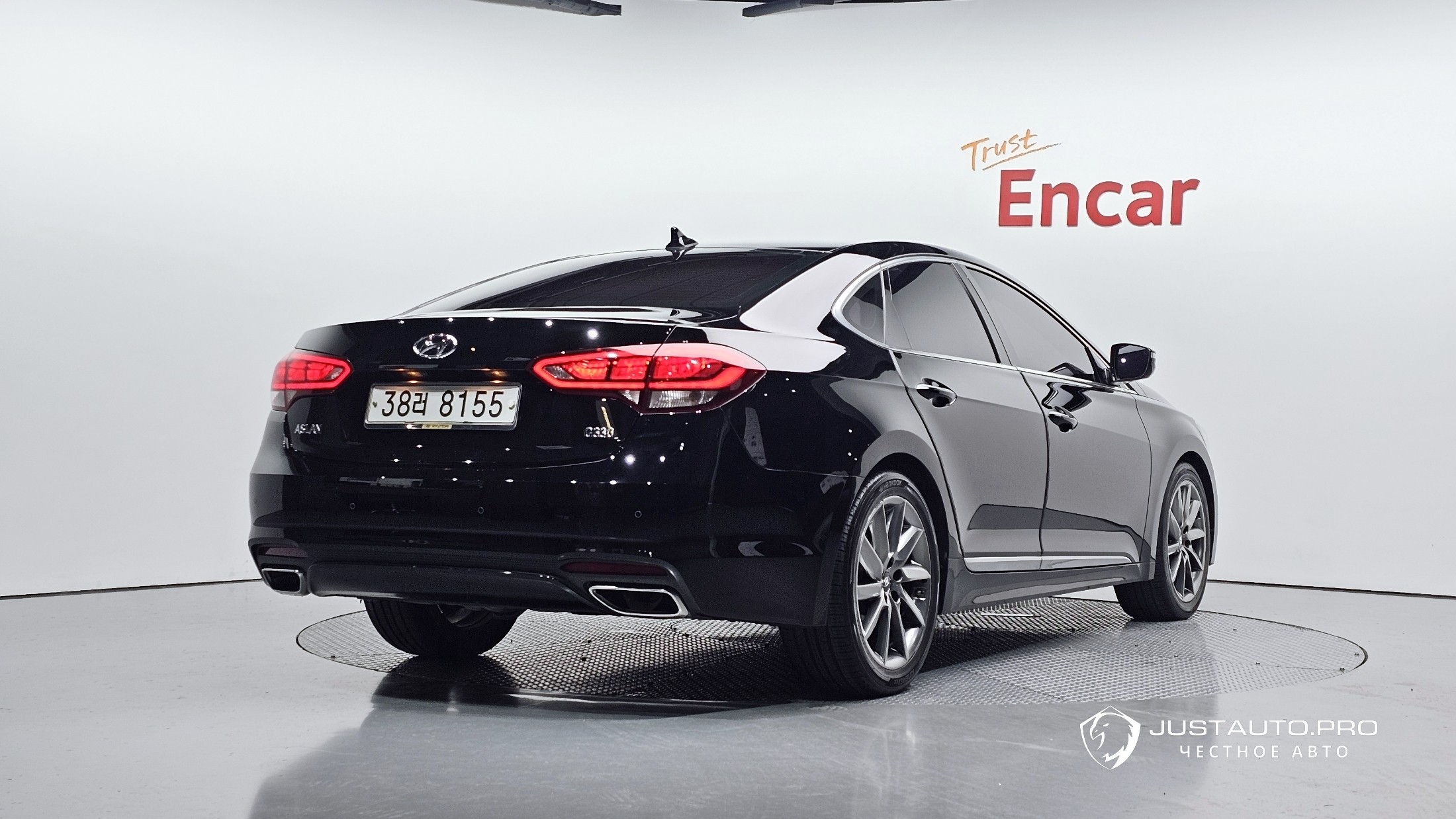 Автомобиль Hyundai Aslan