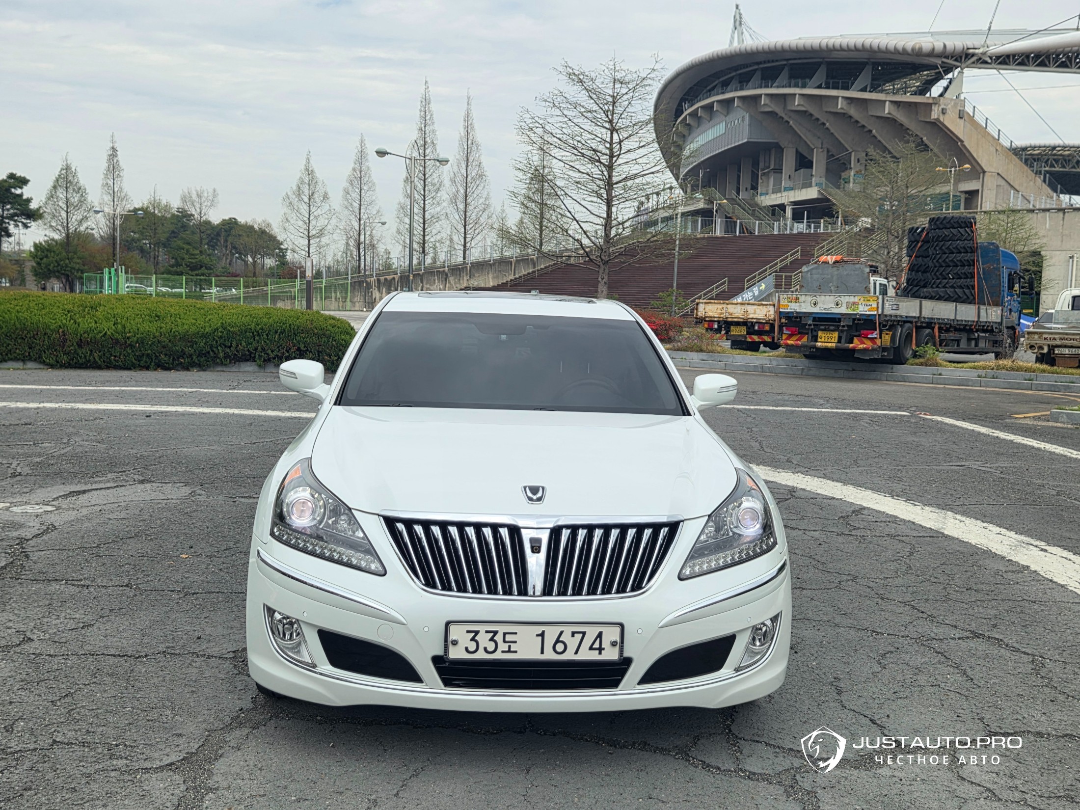 Автомобиль Hyundai Equus