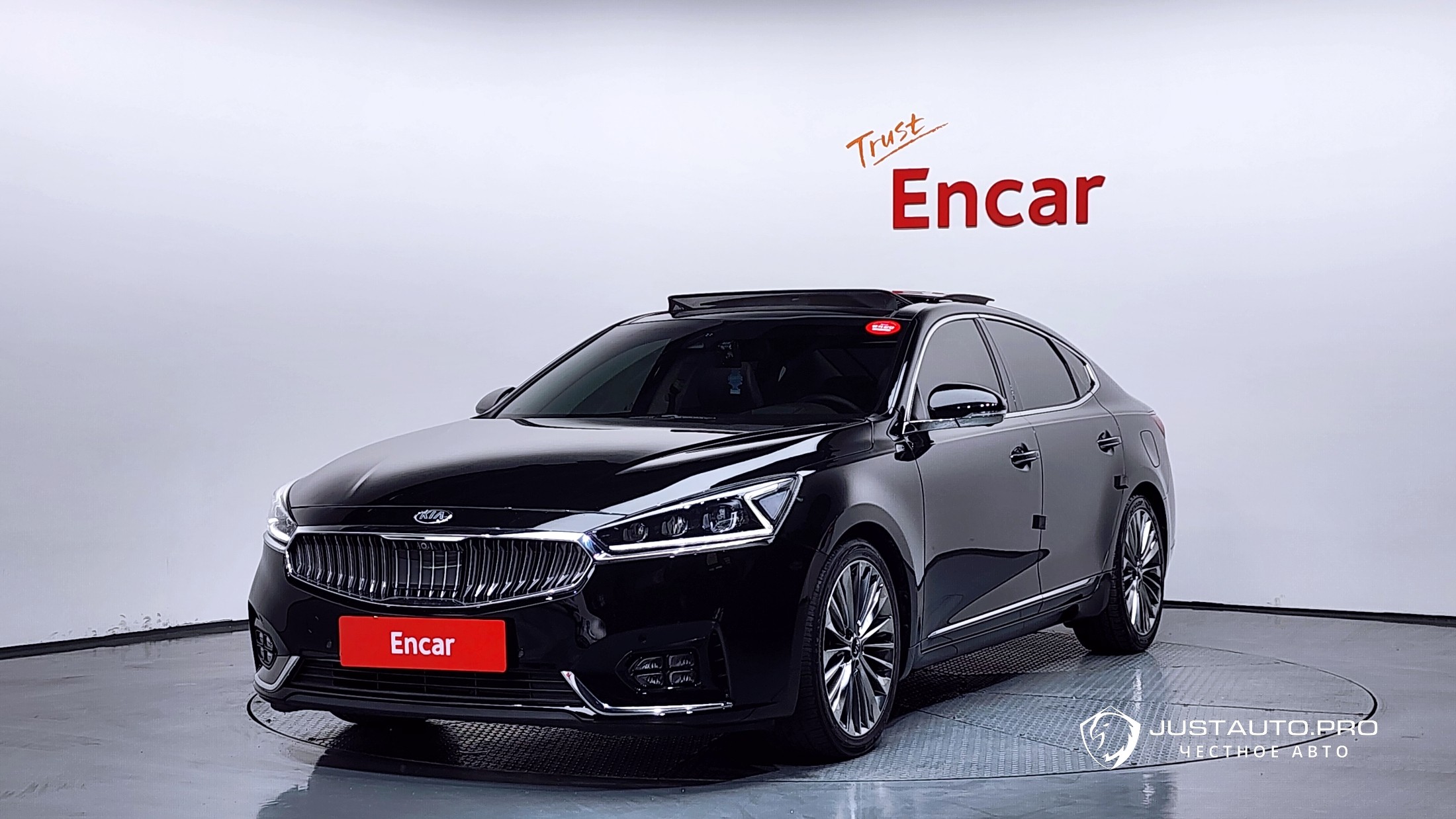 Автомобиль Kia K7