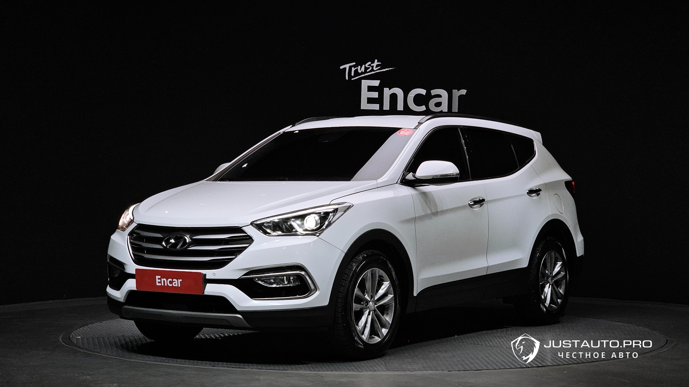 Автомобиль Hyundai Santafe
