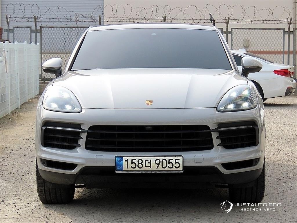 Автомобиль Porsche Cayenne