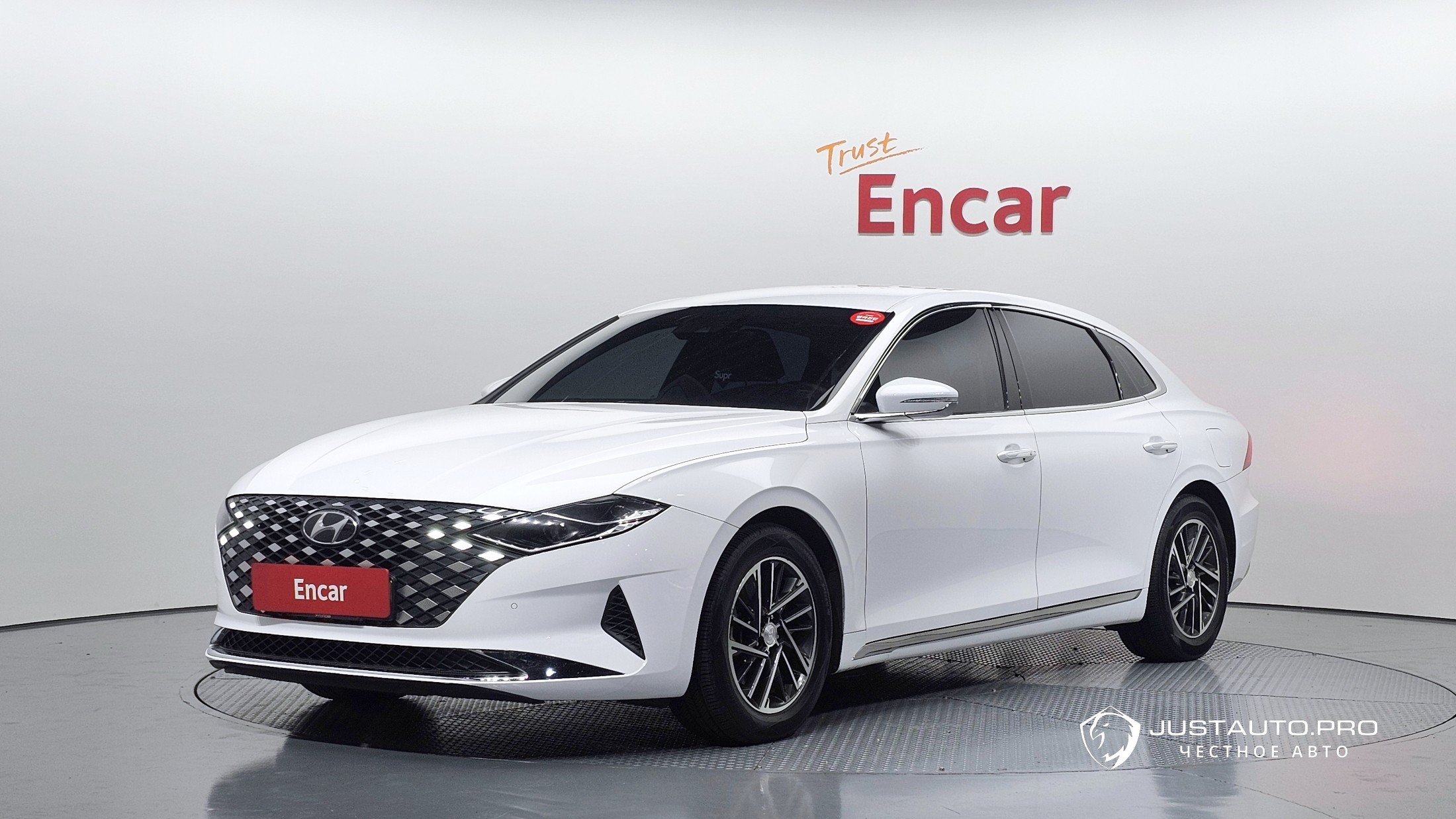 Автомобиль Hyundai Grandeur