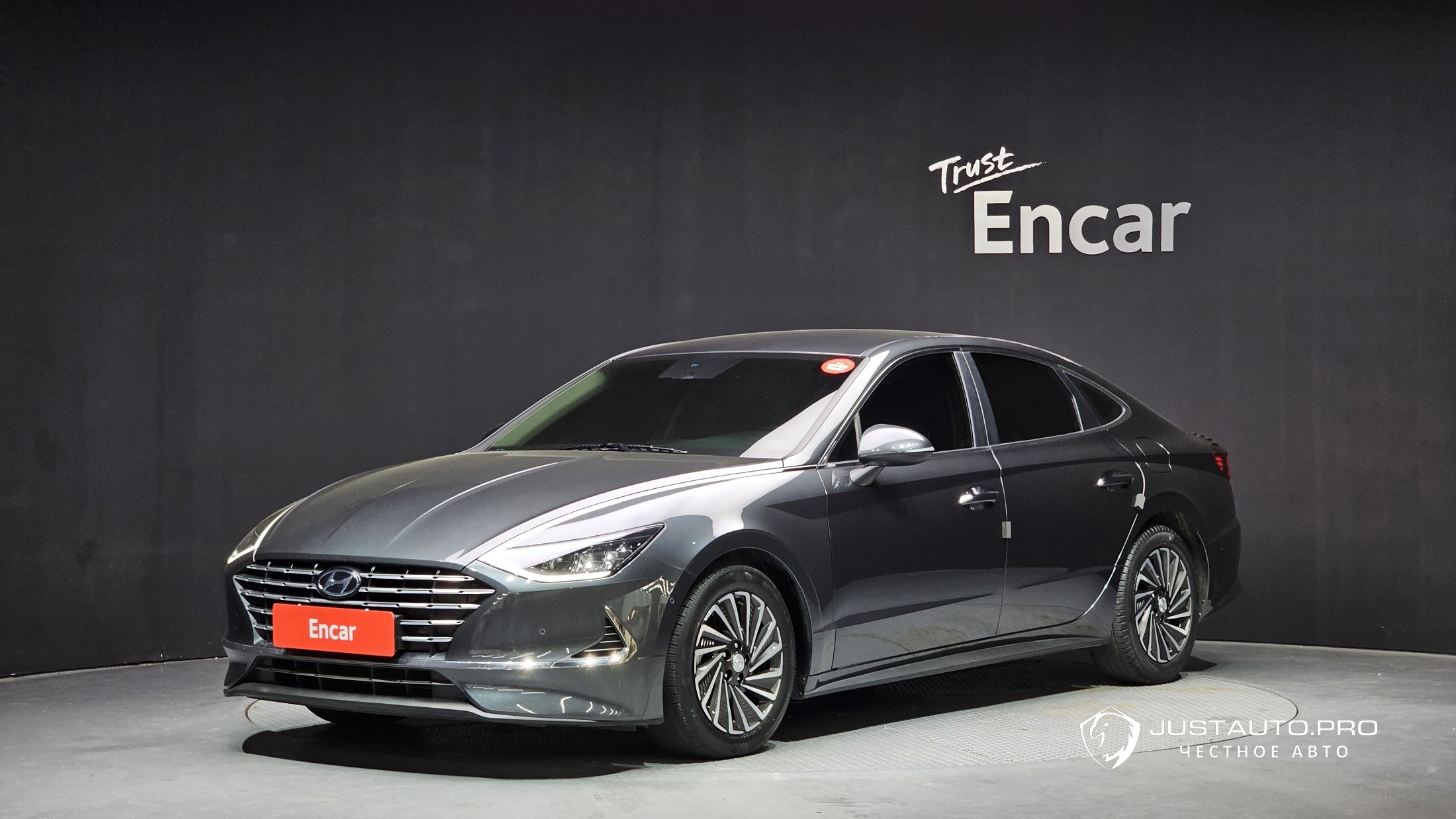 Автомобиль Hyundai Sonata