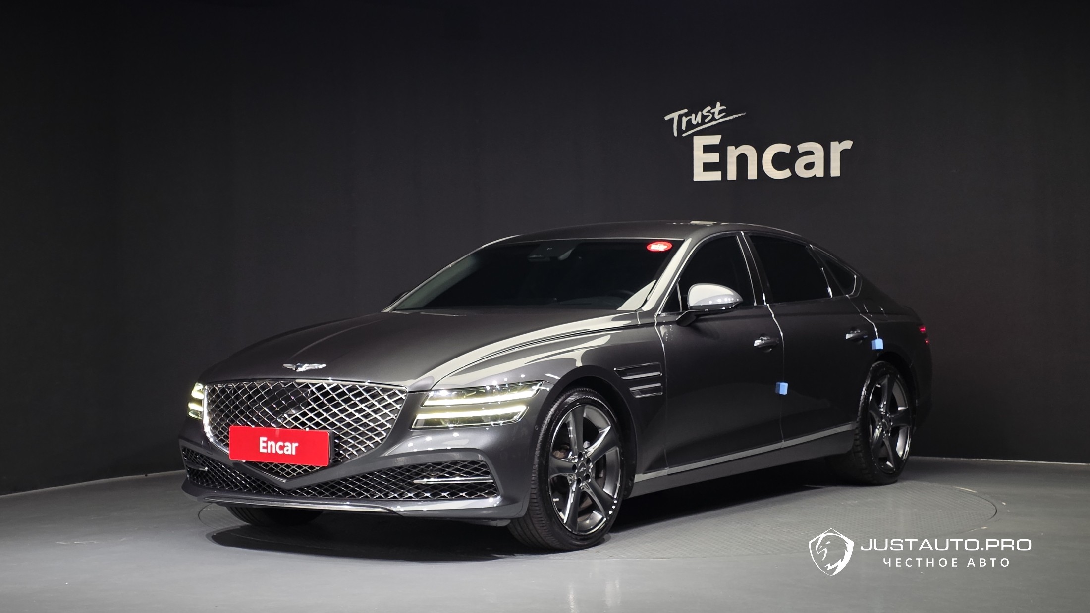 Автомобиль Genesis G80
