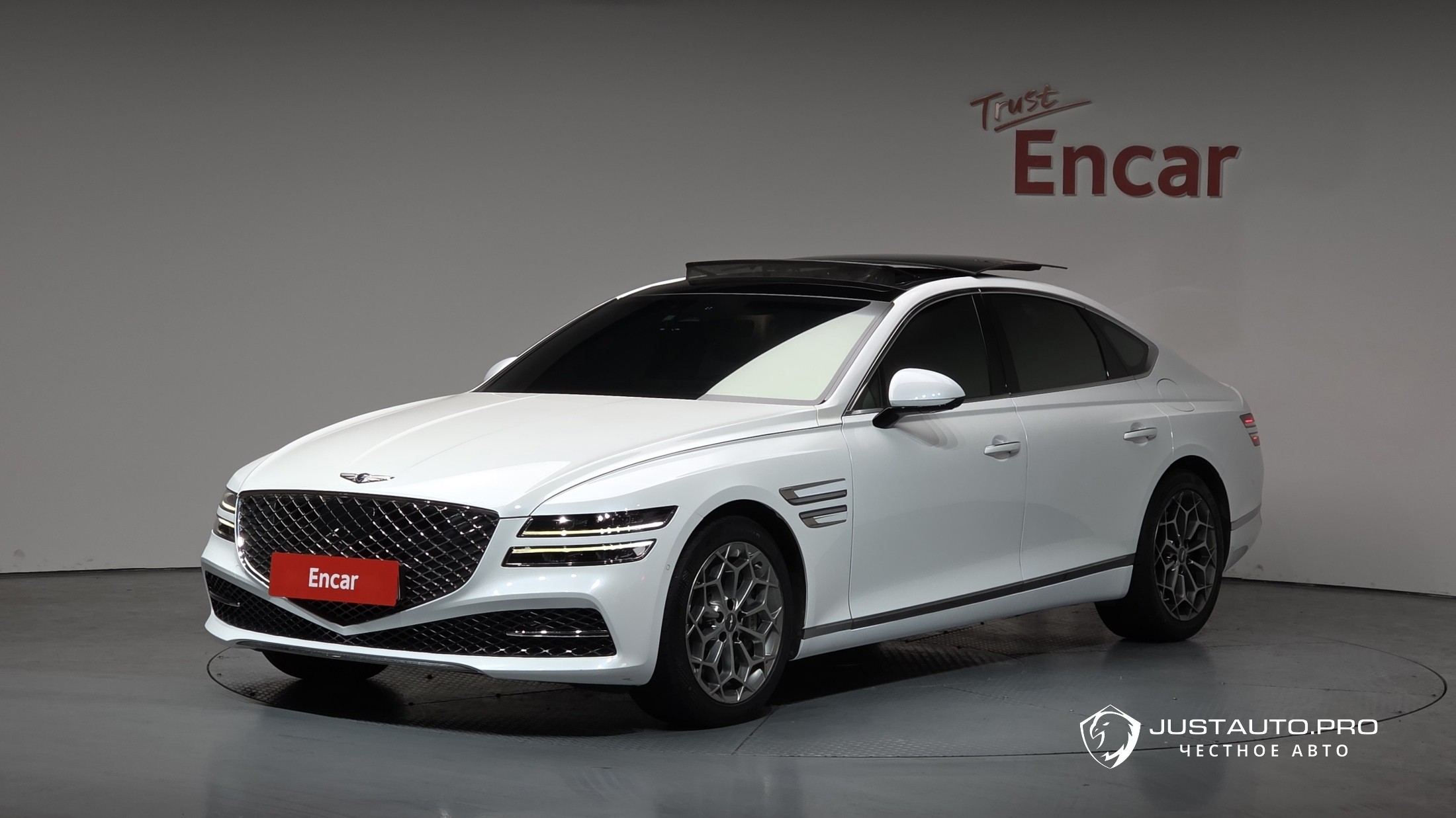 Автомобиль Genesis G80