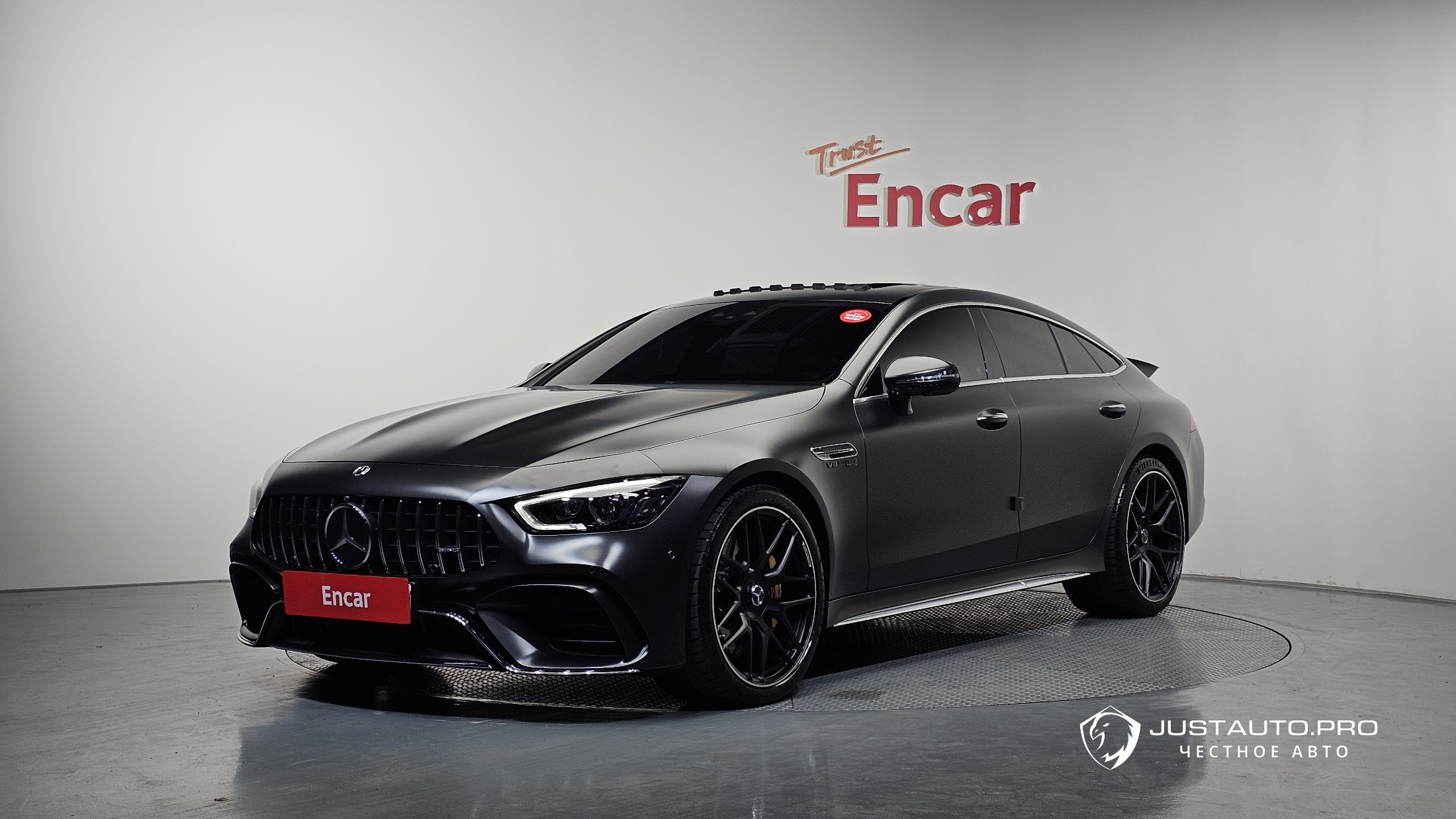 Автомобиль Mercedes-Benz AMG GT