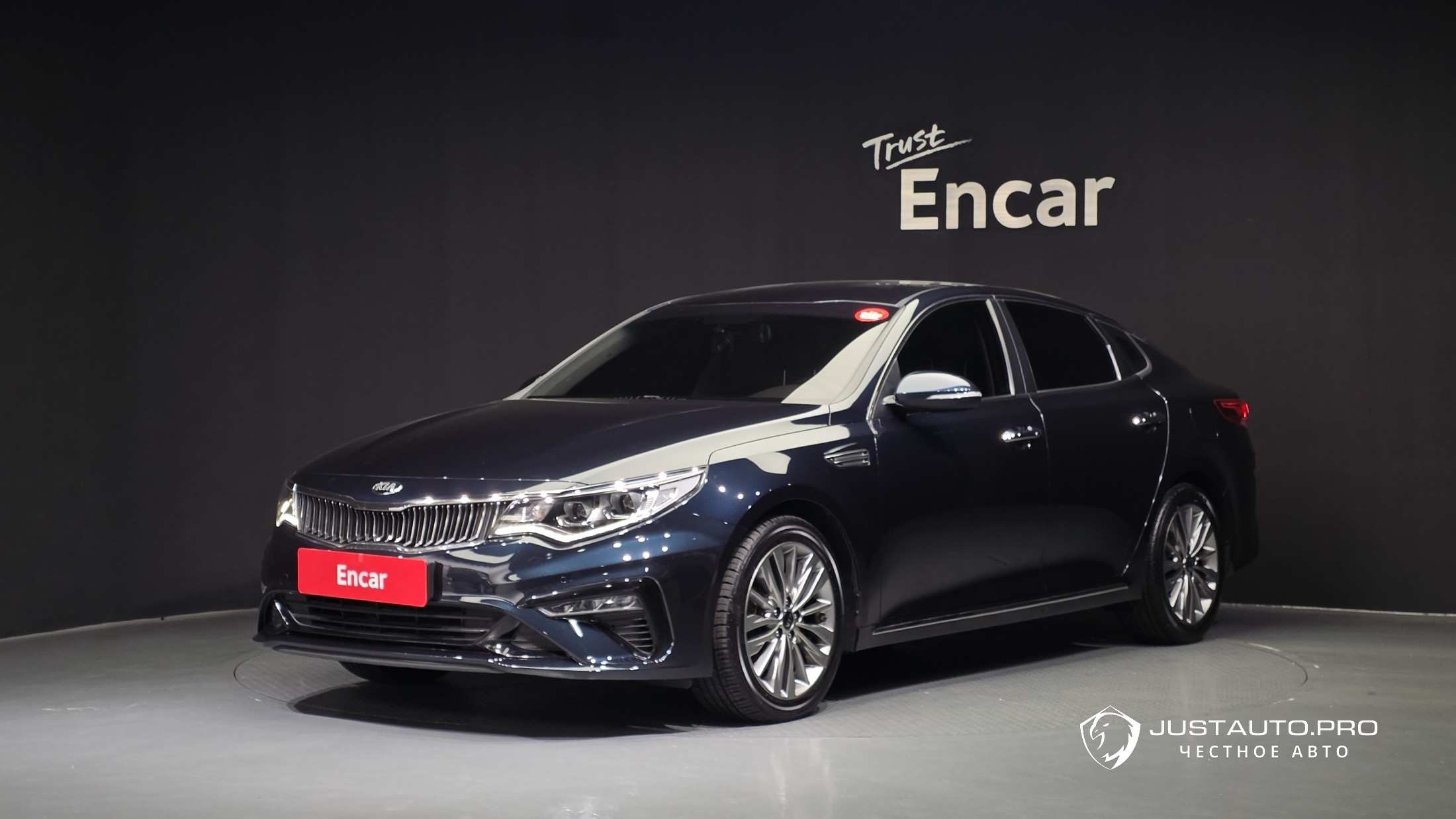 Автомобиль Kia K5