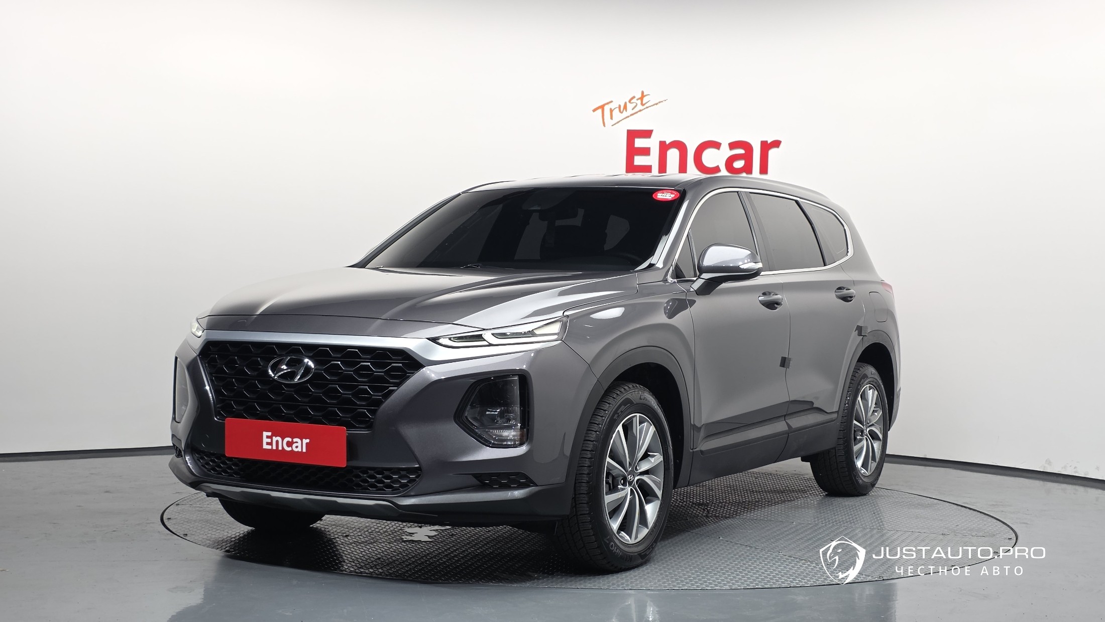 Автомобиль Hyundai Santafe
