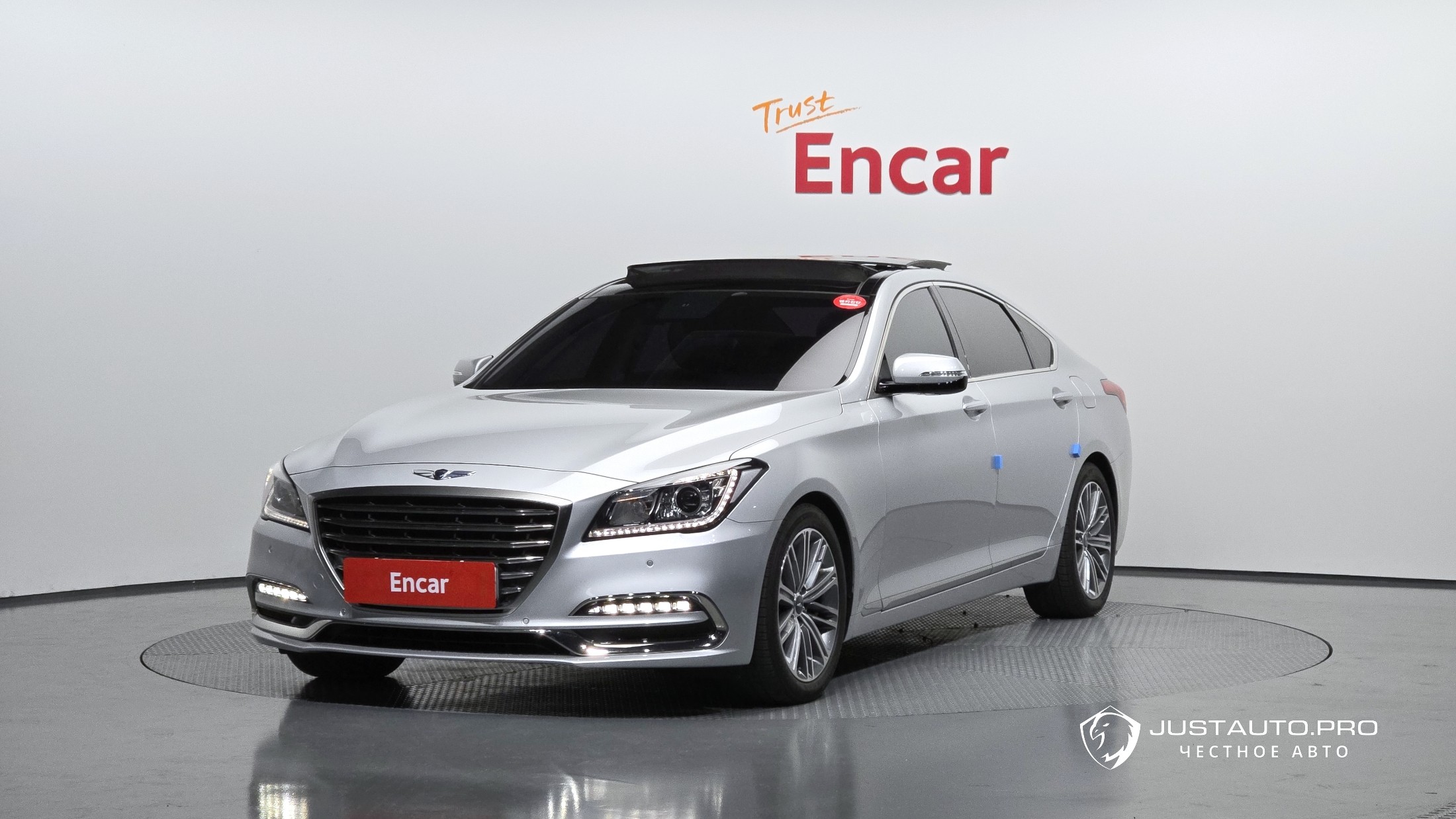 Автомобиль Genesis G80