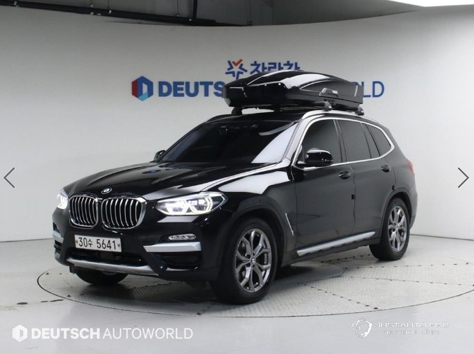 Автомобиль BMW X3