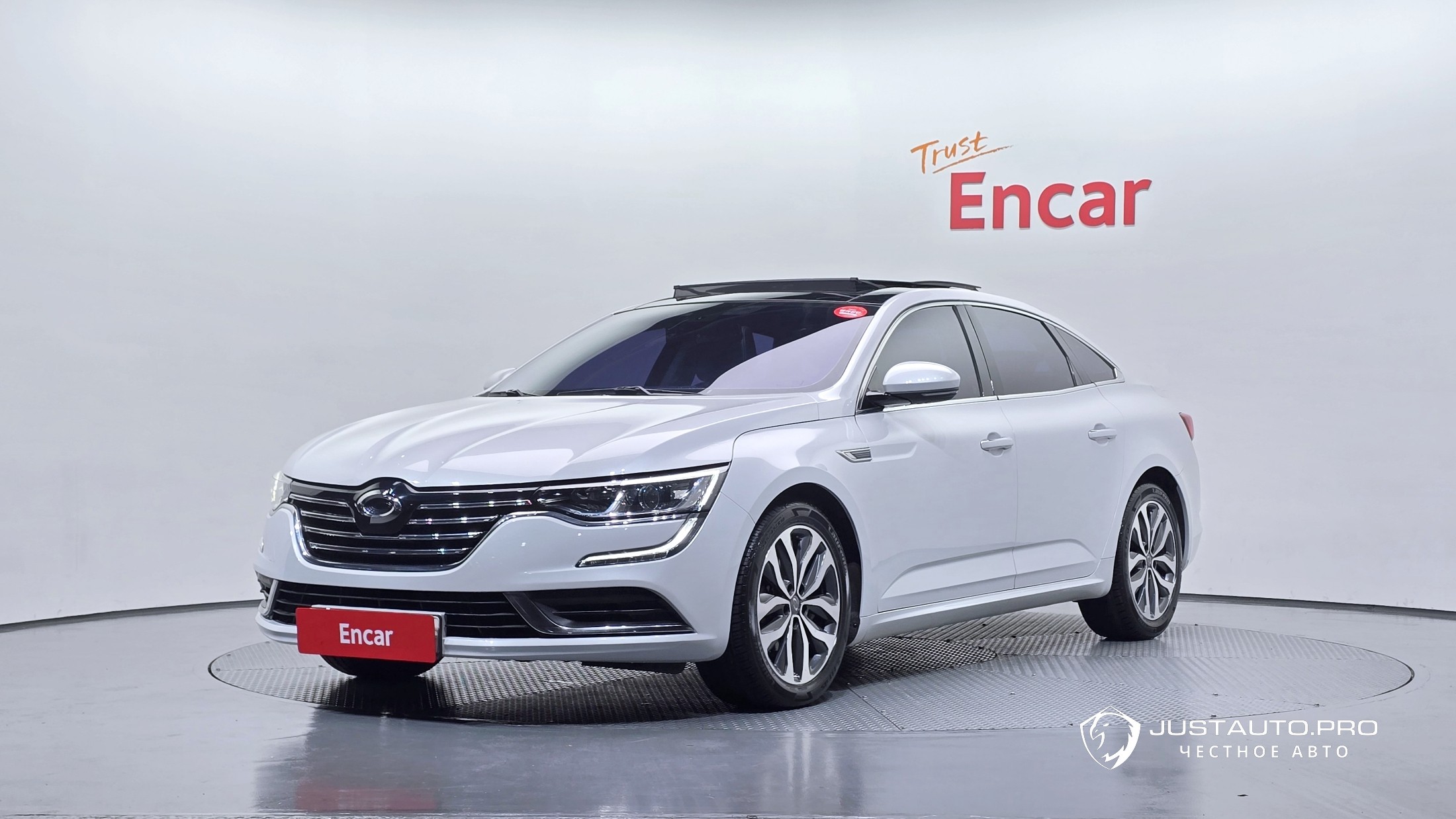 Автомобиль Renault-KoreaSamsung SM6