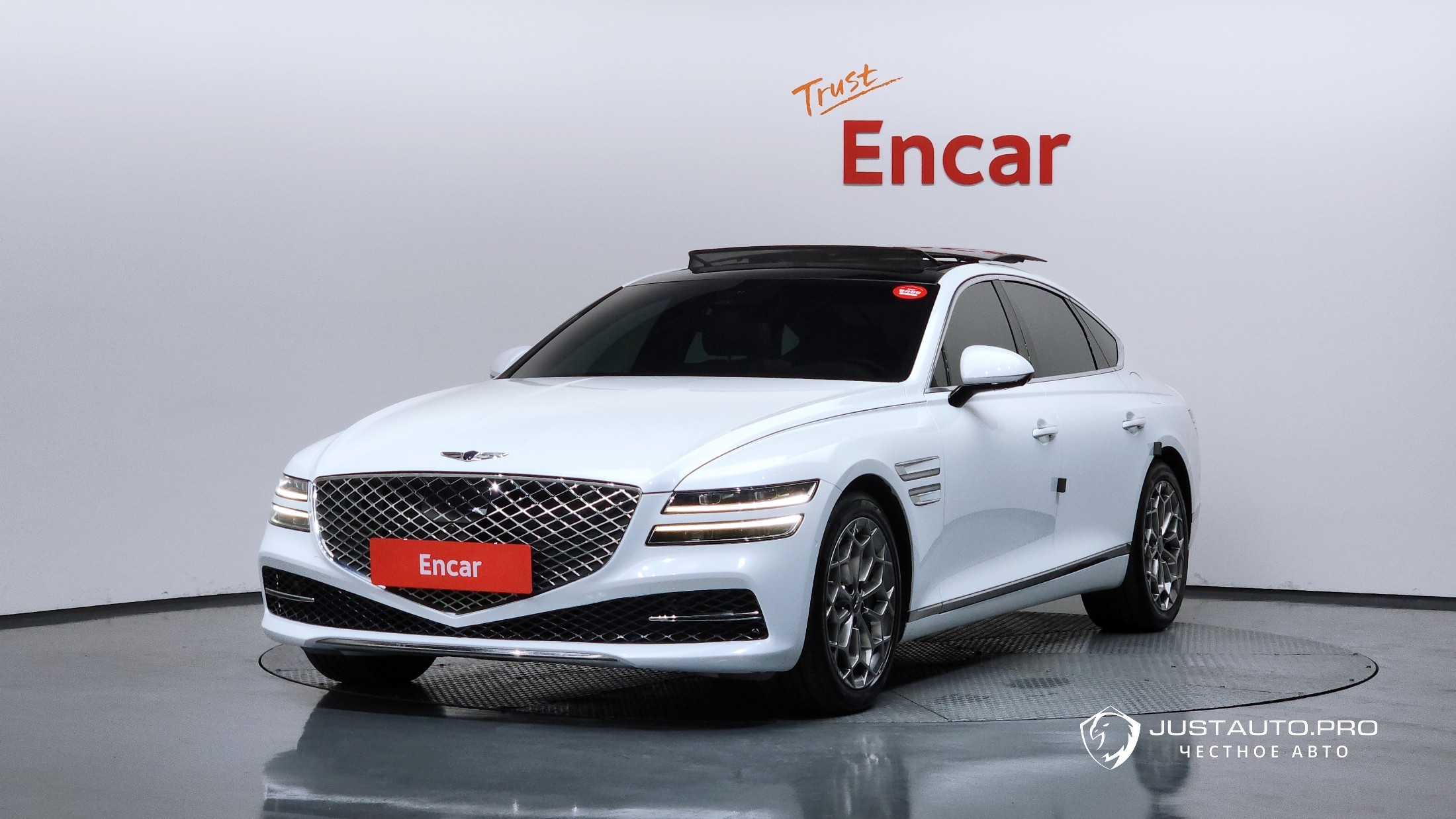 Автомобиль Genesis G80