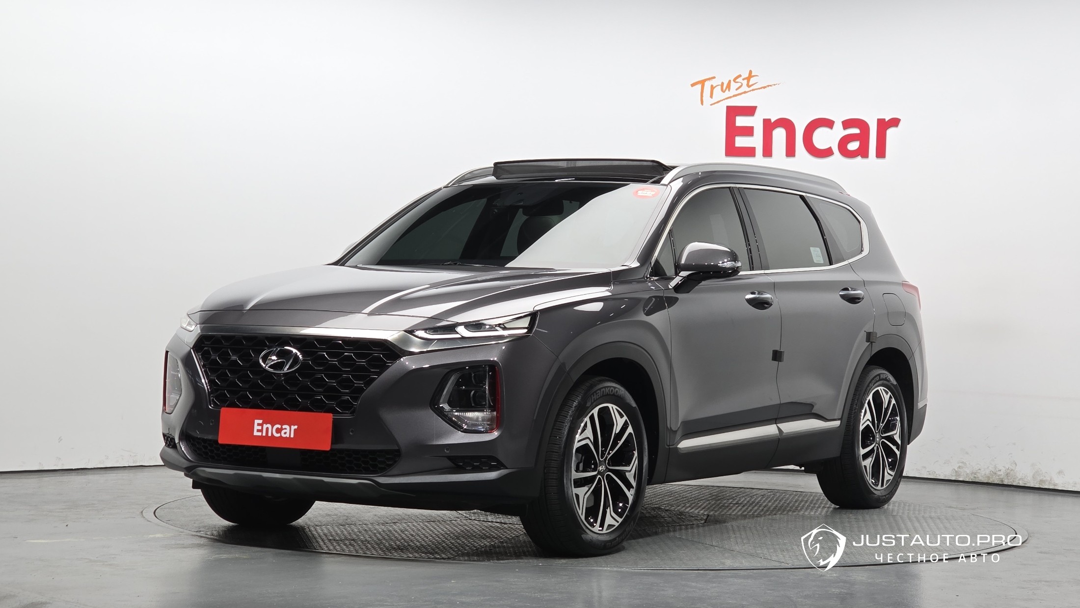 Автомобиль Hyundai Santafe