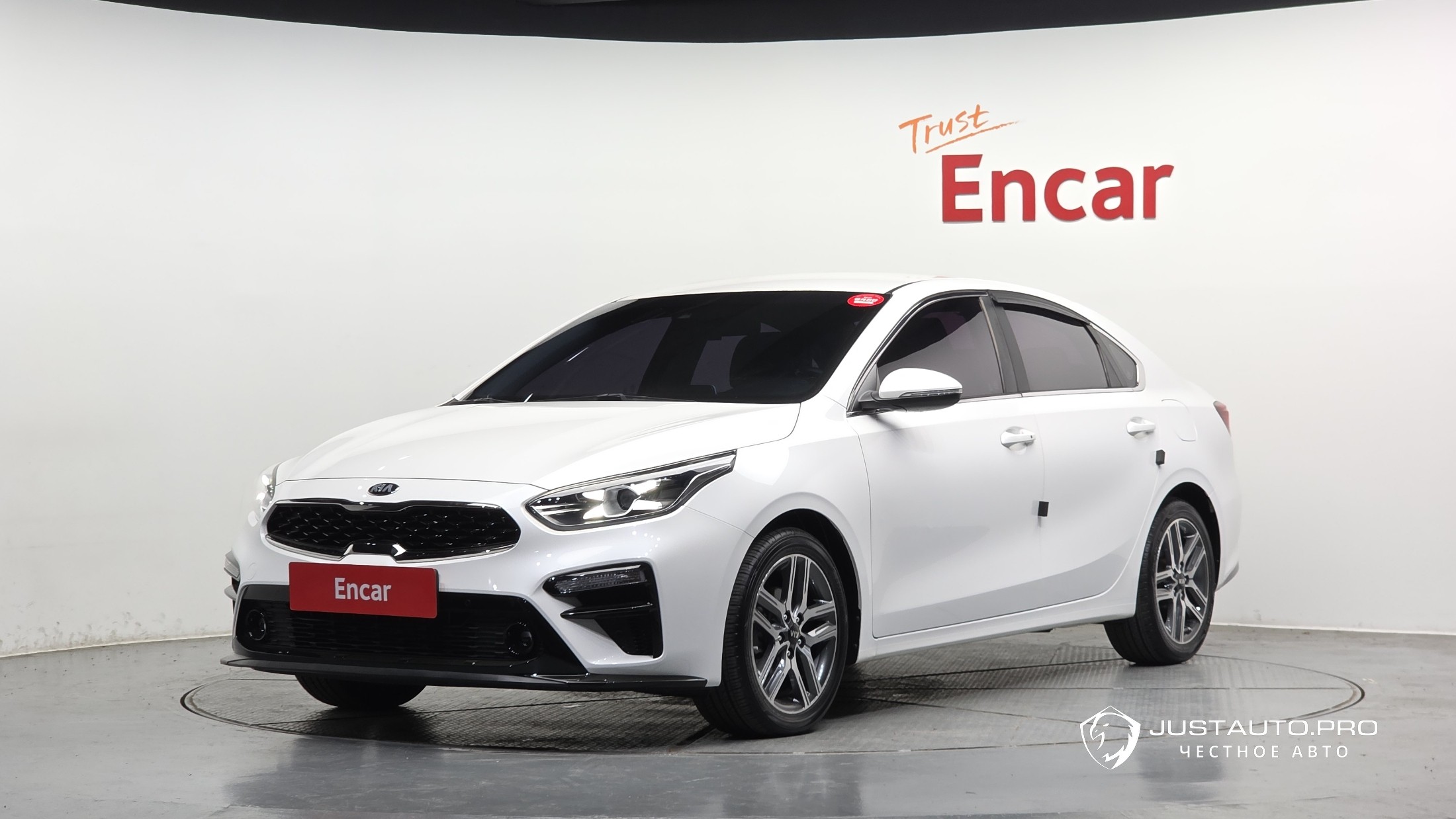 Автомобиль Kia K3