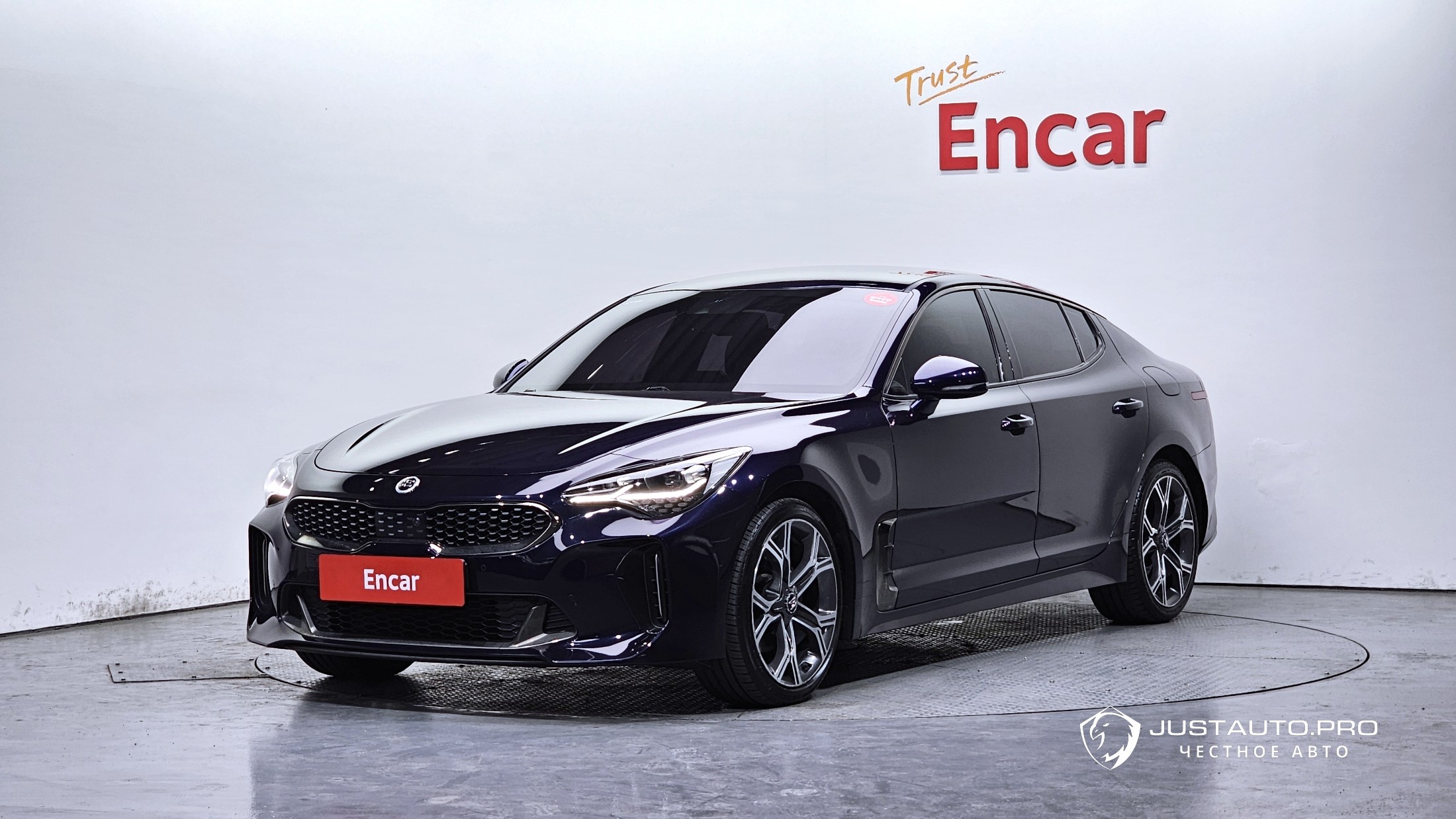 Автомобиль Kia Stinger