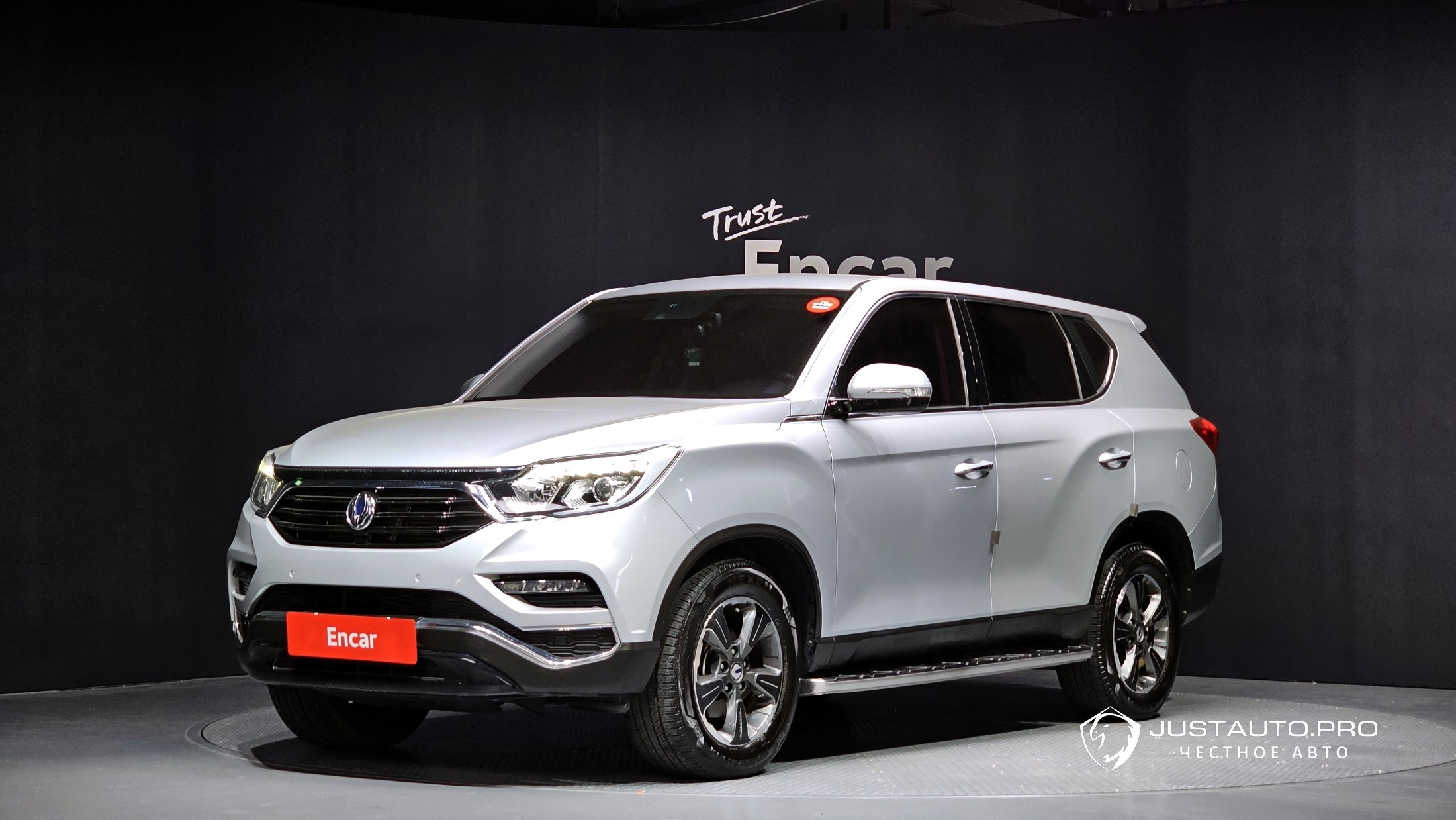 Автомобиль KG_Mobility_Ssangyong Rexton