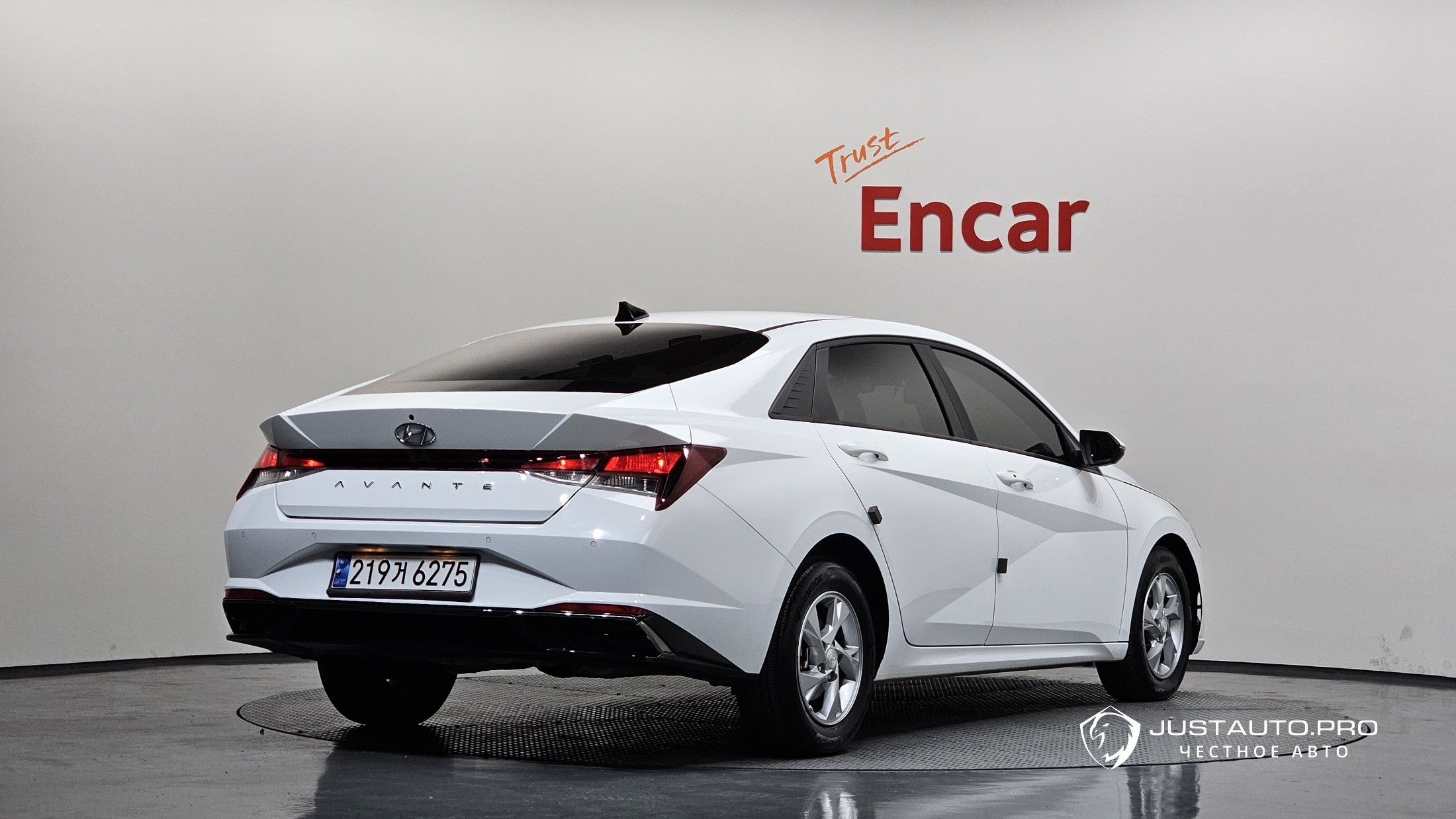 Автомобиль Hyundai AVANTE