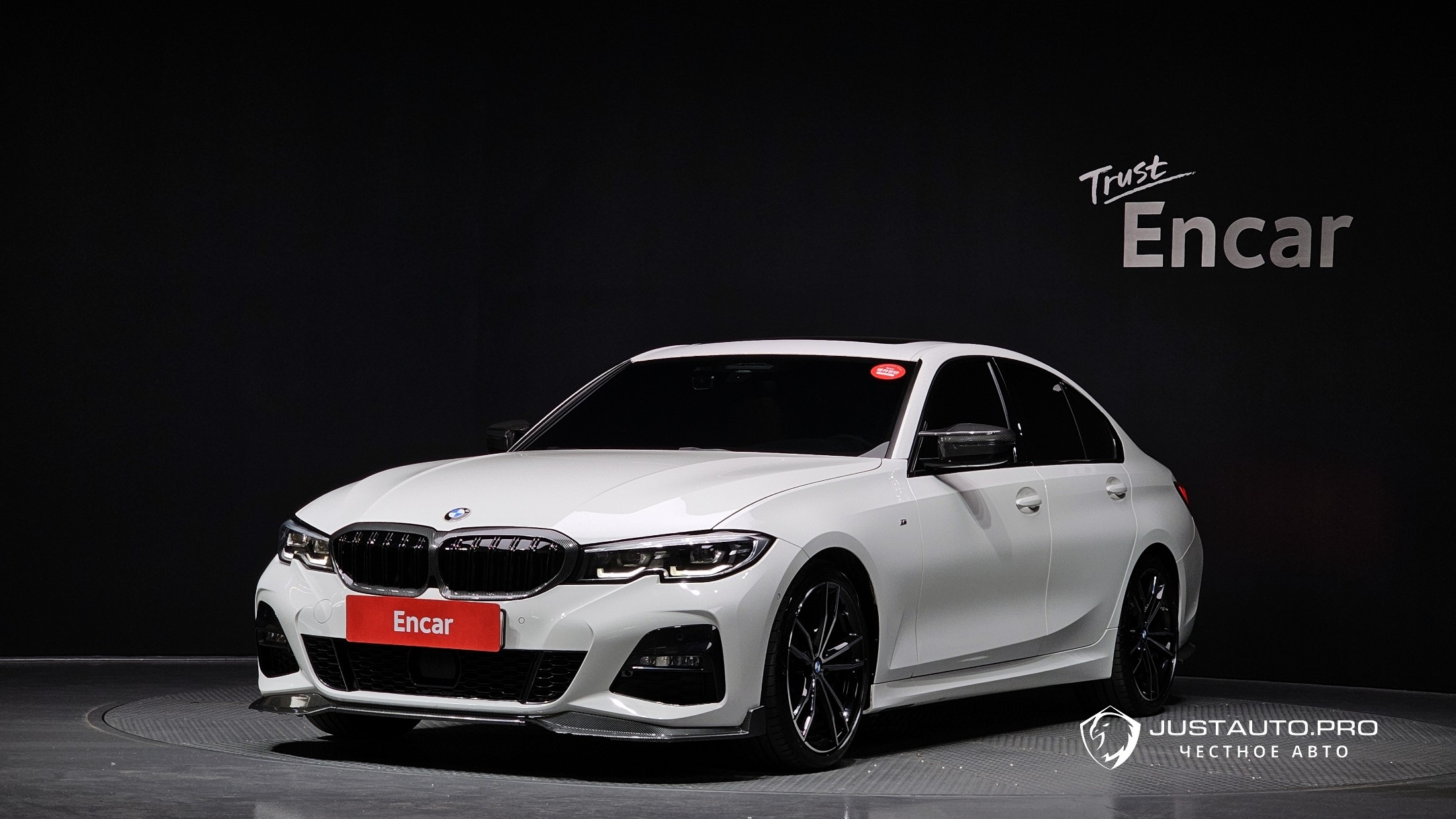 Автомобиль BMW 3-Series