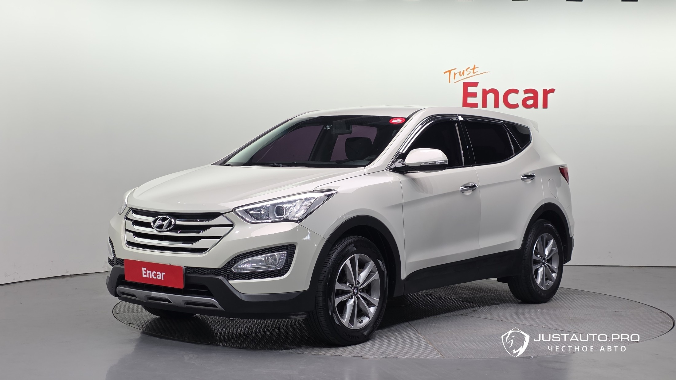 Автомобиль Hyundai Santafe